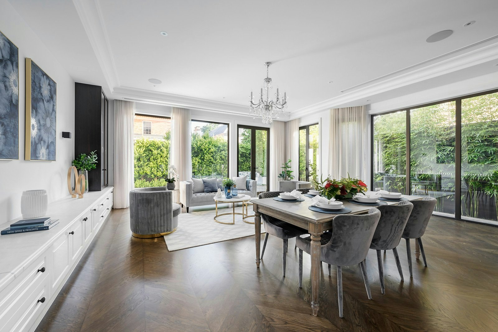 18 Dunraven Avenue, Toorak, VIC