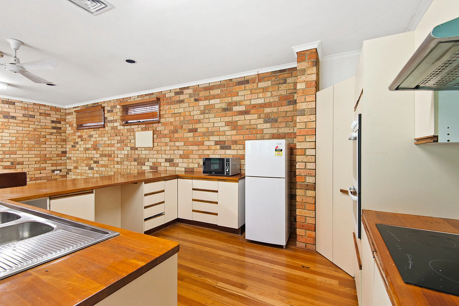 10 Leonard Street, Balwyn, VIC