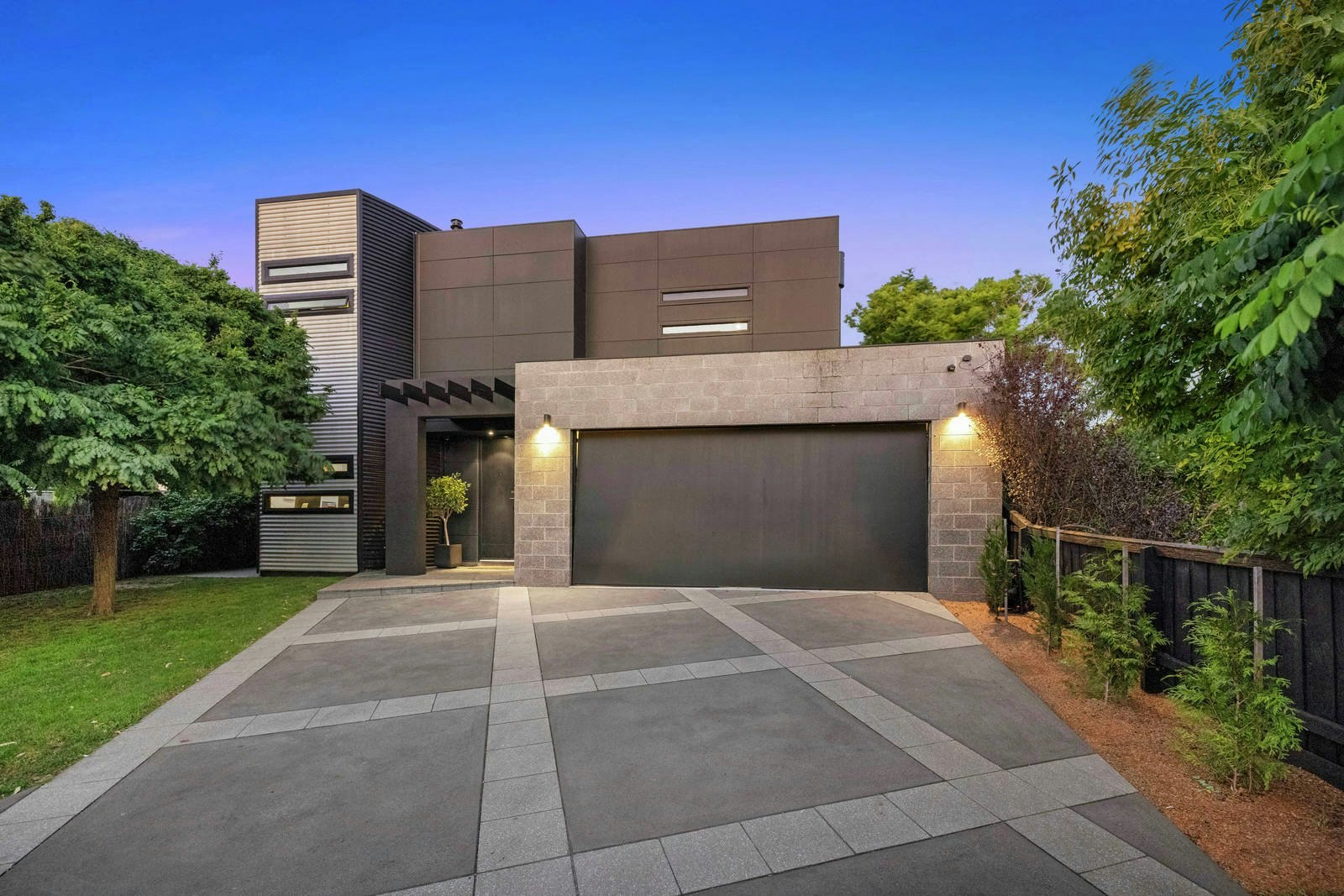 1/8 Balcombe Street, Mornington, VIC