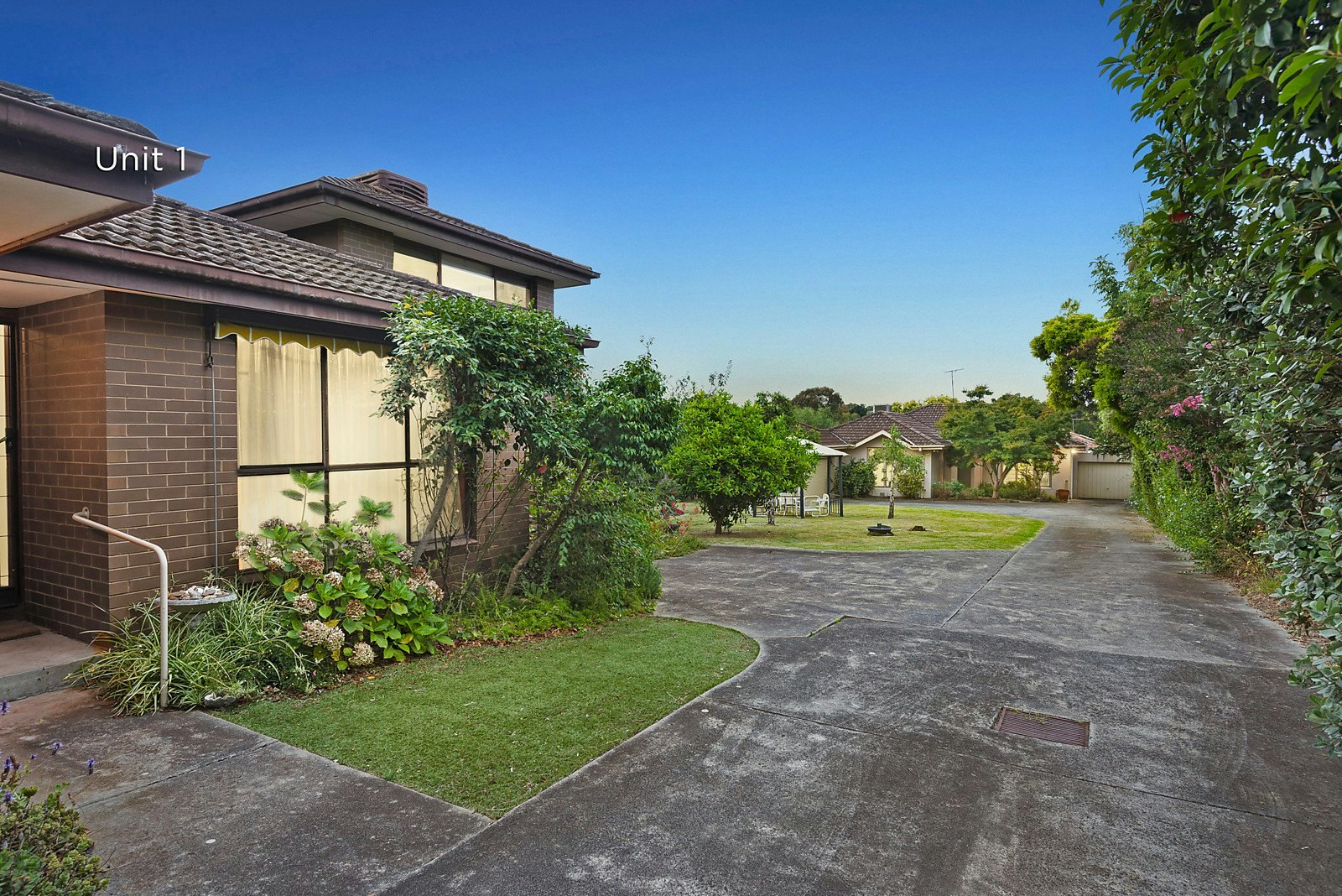 1 & 2/3 Howard Street, Glen Iris, VIC