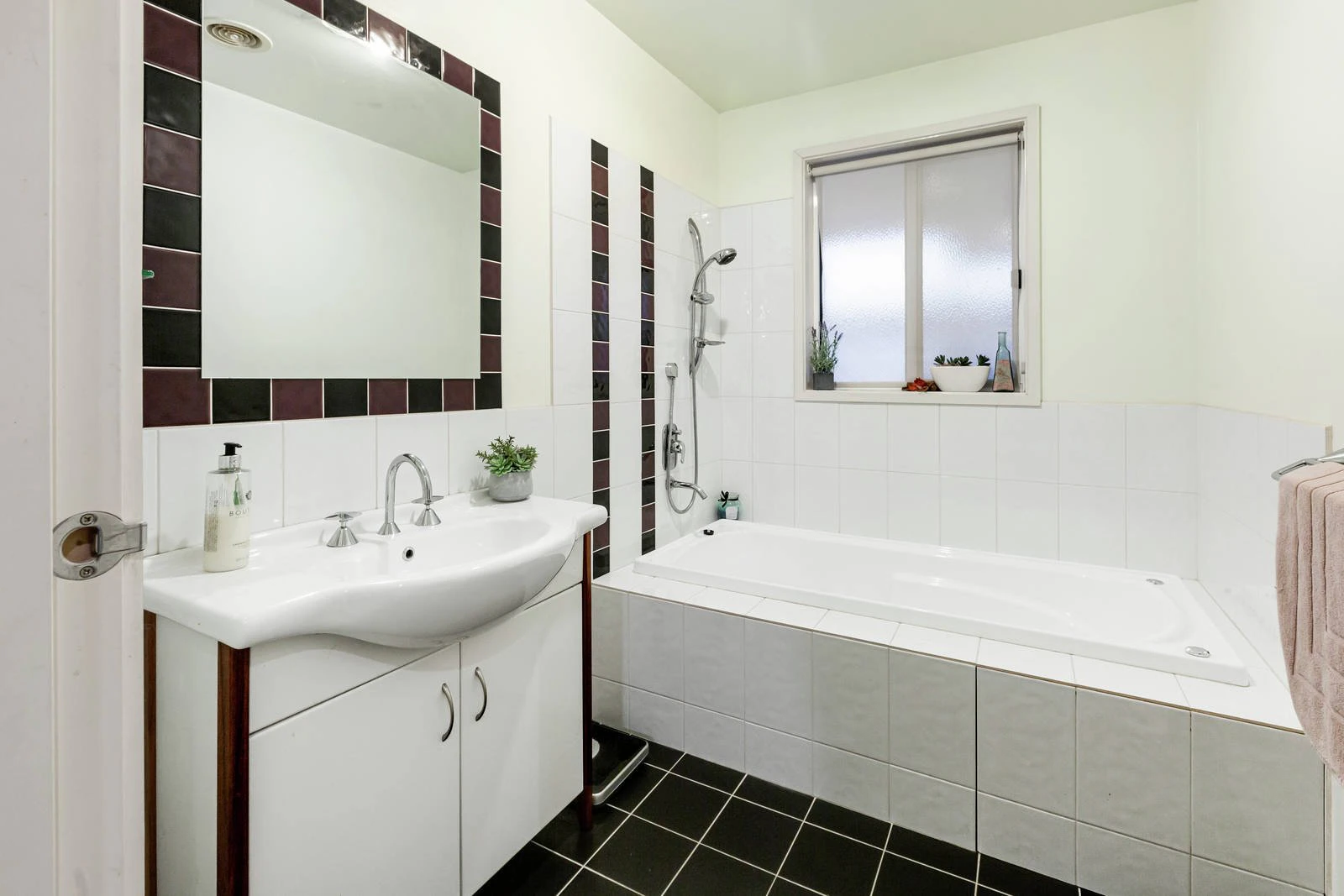 8 The Strand, Frankston South, VIC