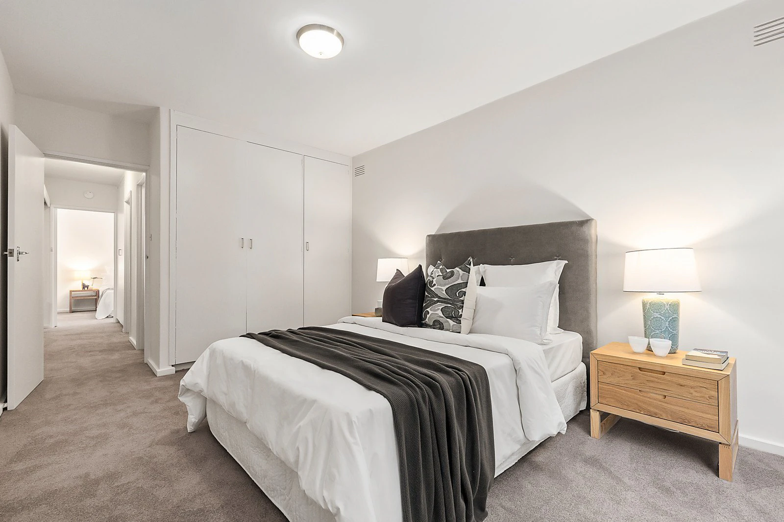 2/74 Paxton Street, Malvern East, VIC