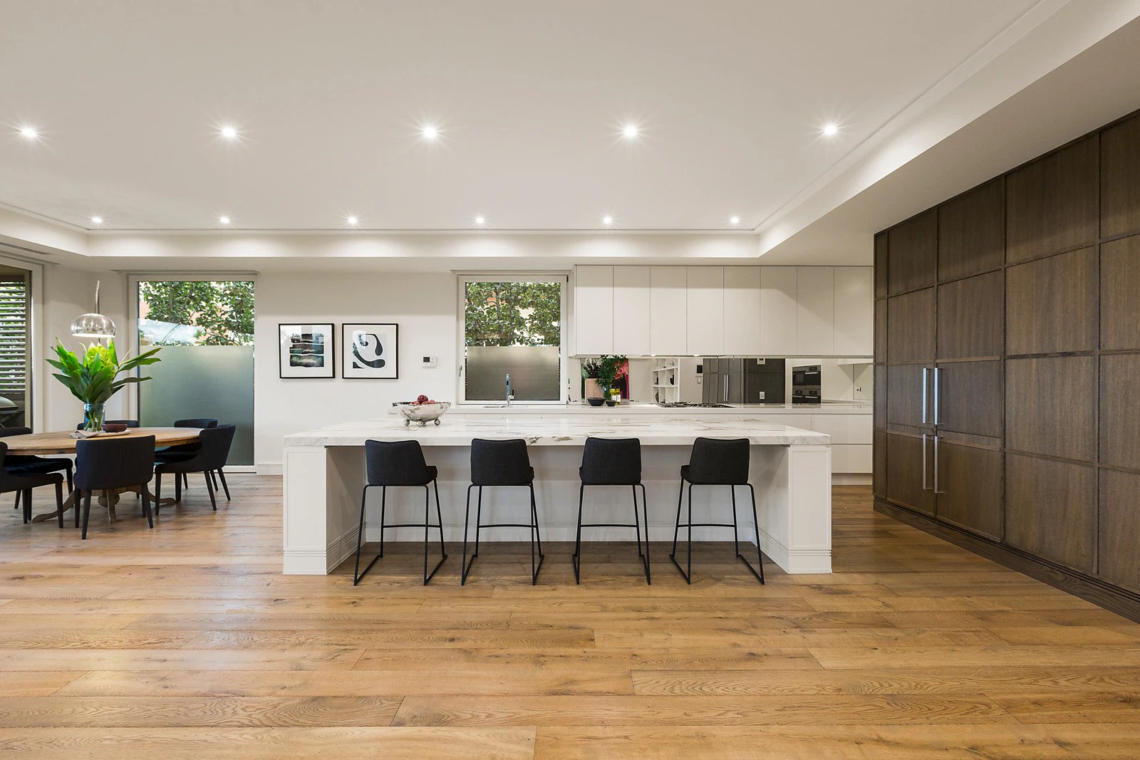 2/11 Copelen Street, South Yarra, VIC