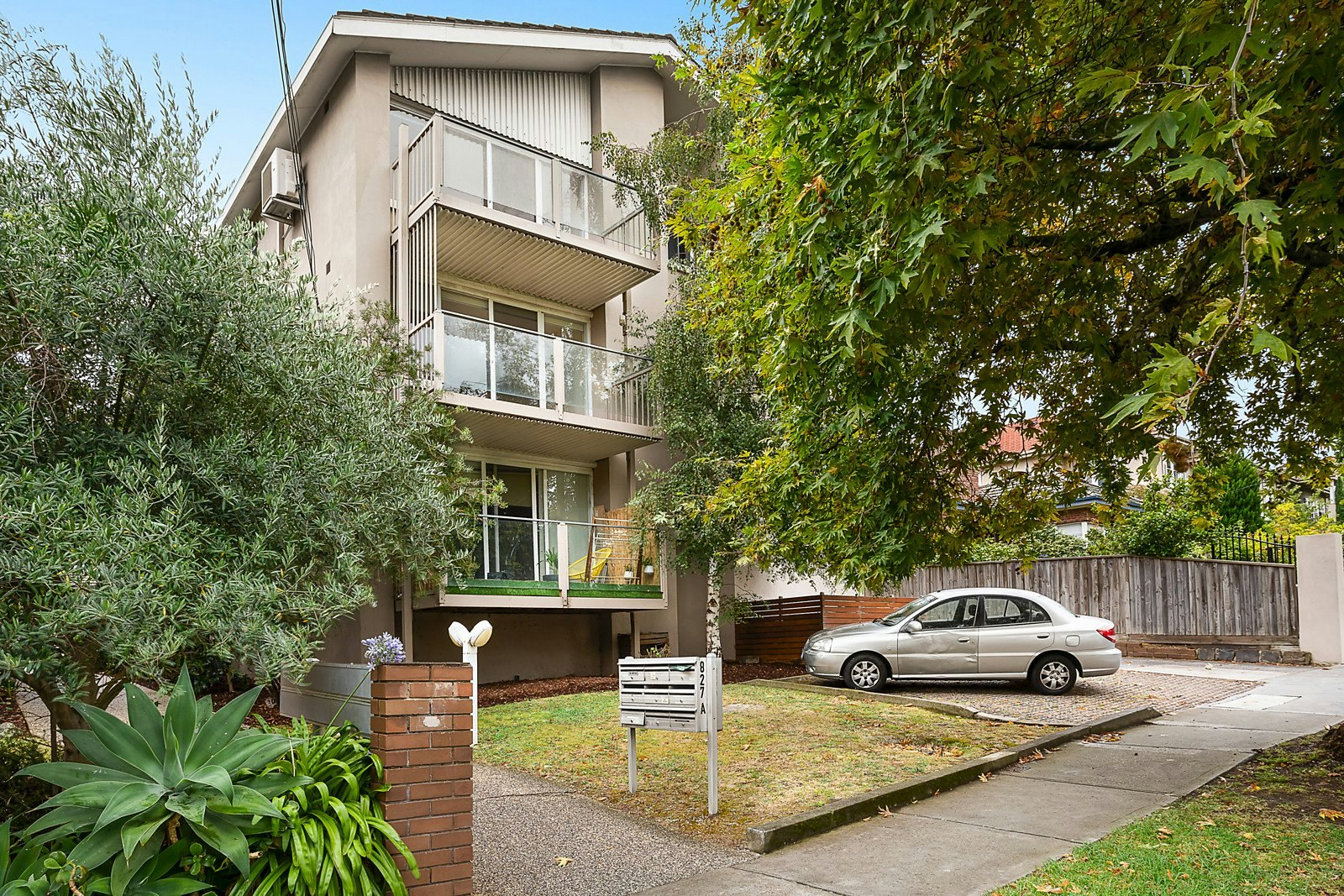 2/827A Burwood Road, Hawthorn East, VIC