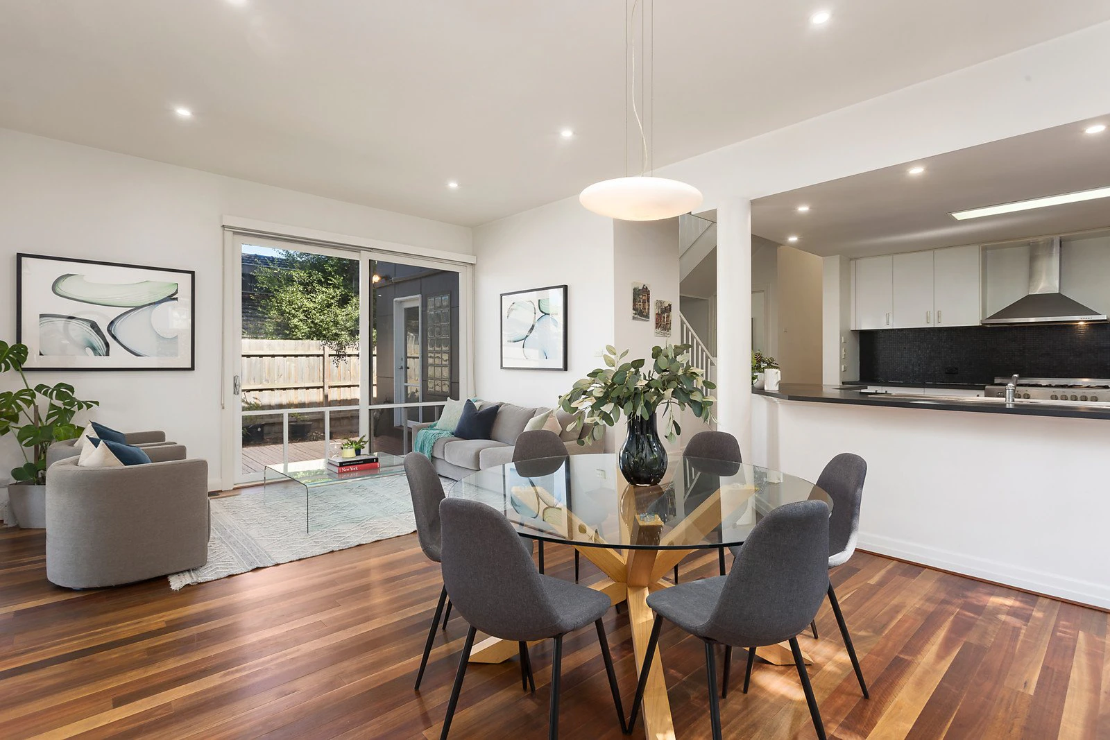 25 Kitchener Street, Deepdene, VIC