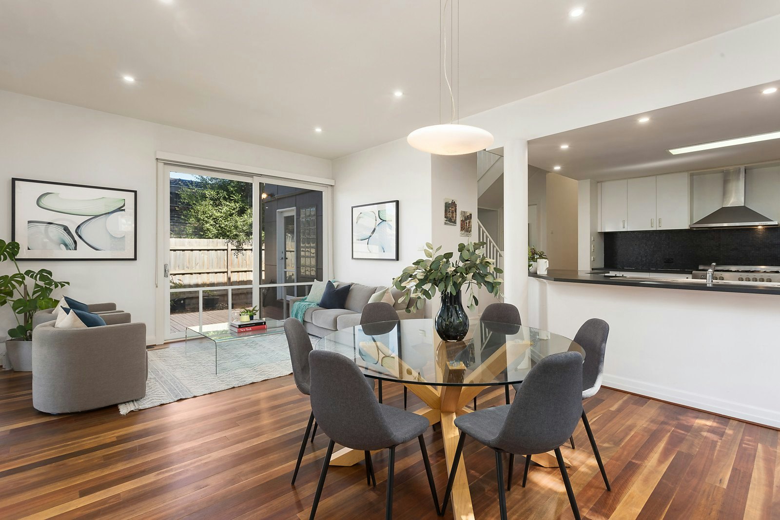 25 Kitchener Street, Deepdene, VIC