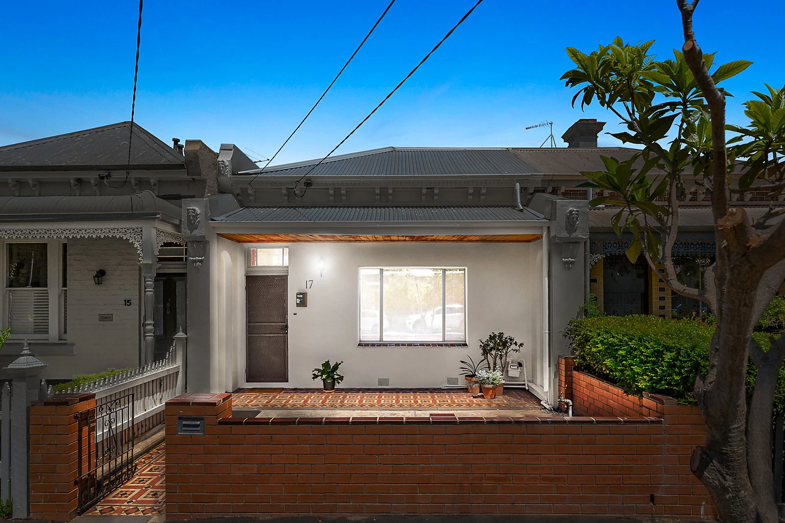 17 Kerferd Place, Albert Park, VIC