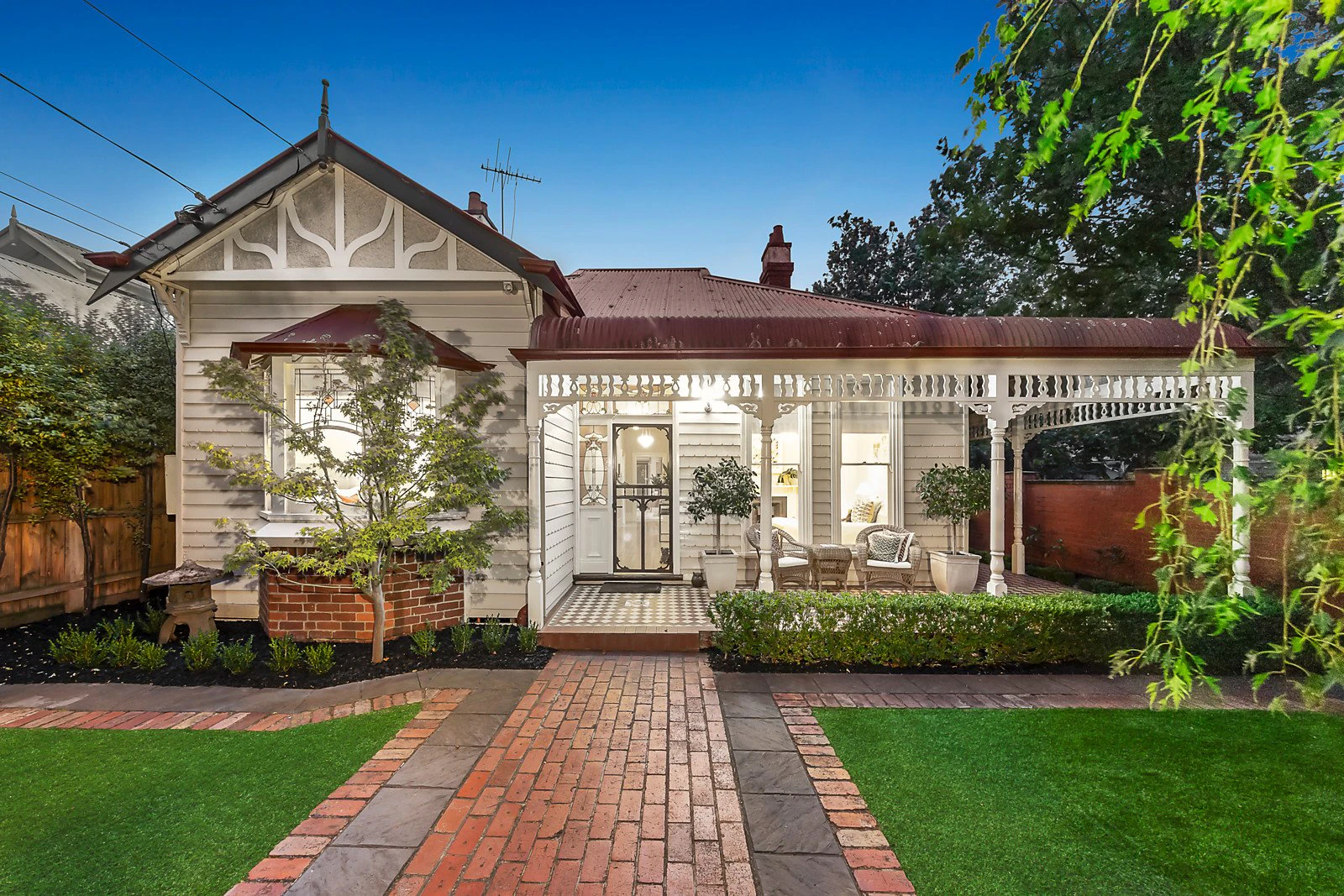33 Moama Road, Malvern East, VIC