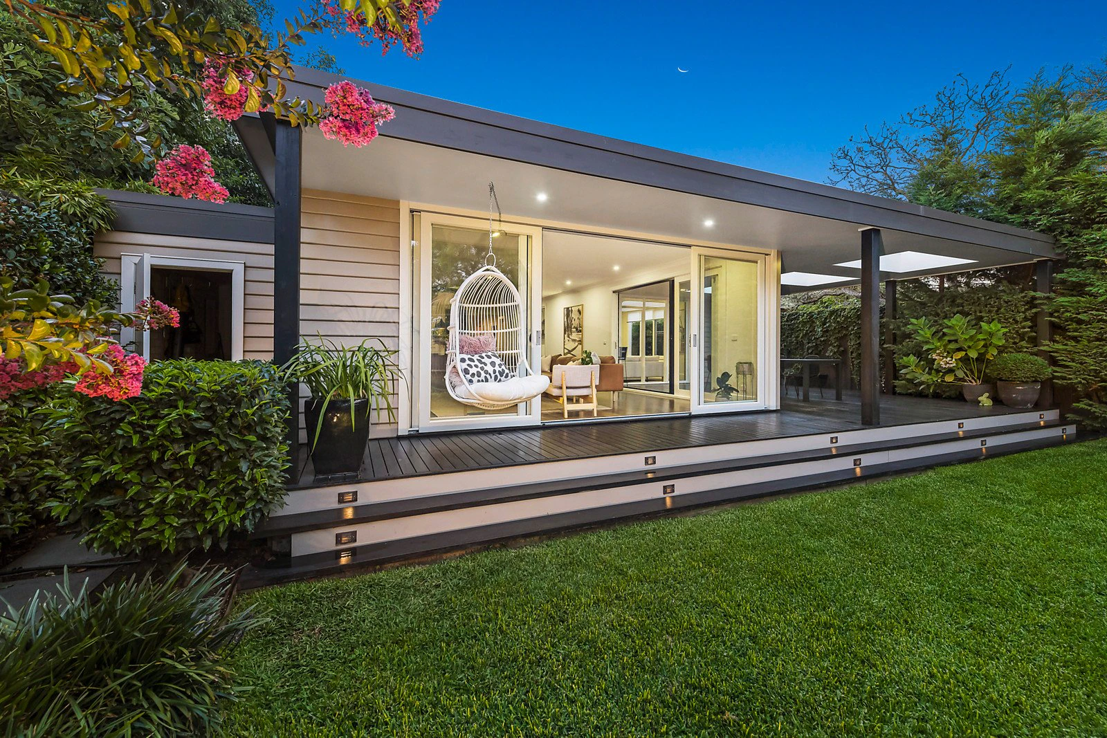 20 Melton Avenue, Carnegie, VIC