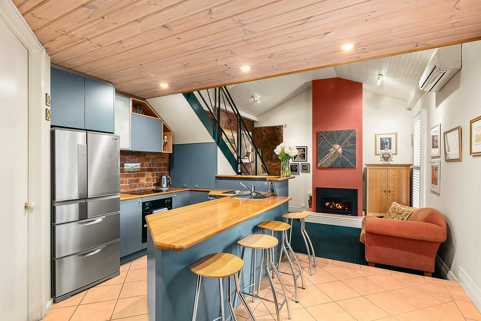 34 Finlay Street, Albert Park, VIC