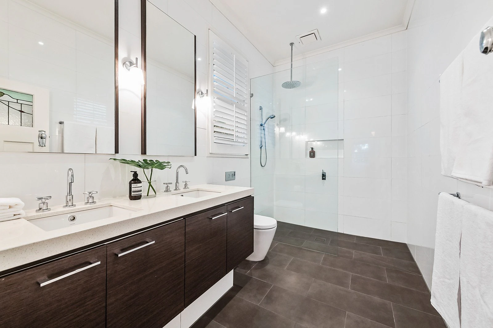 20 Melton Avenue, Carnegie, VIC