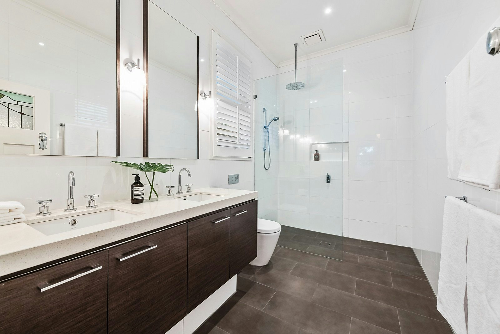 20 Melton Avenue, Carnegie, VIC