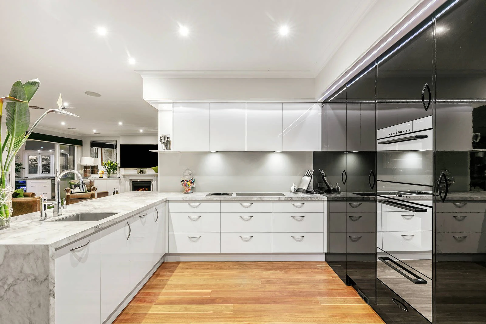 3/7 Boston Road, Balwyn, VIC