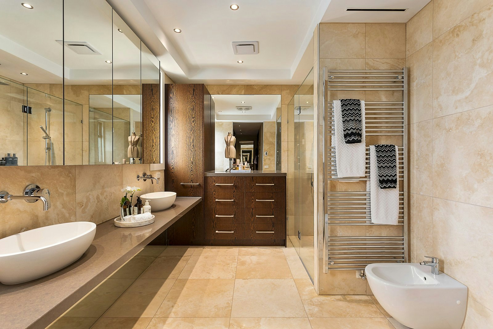 35 Willow Grove, Kew East, VIC