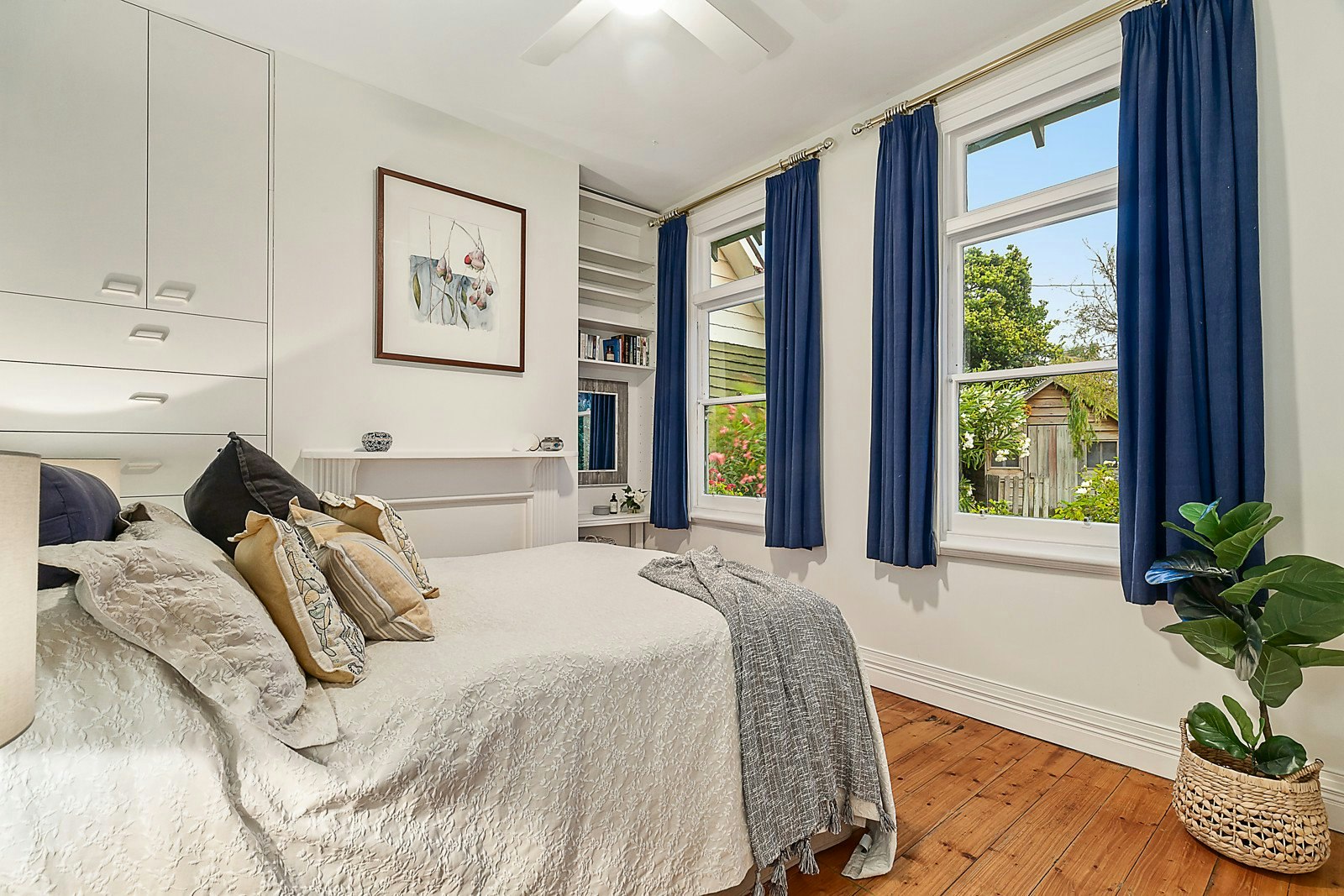 1 Seaview Avenue, Brighton, VIC