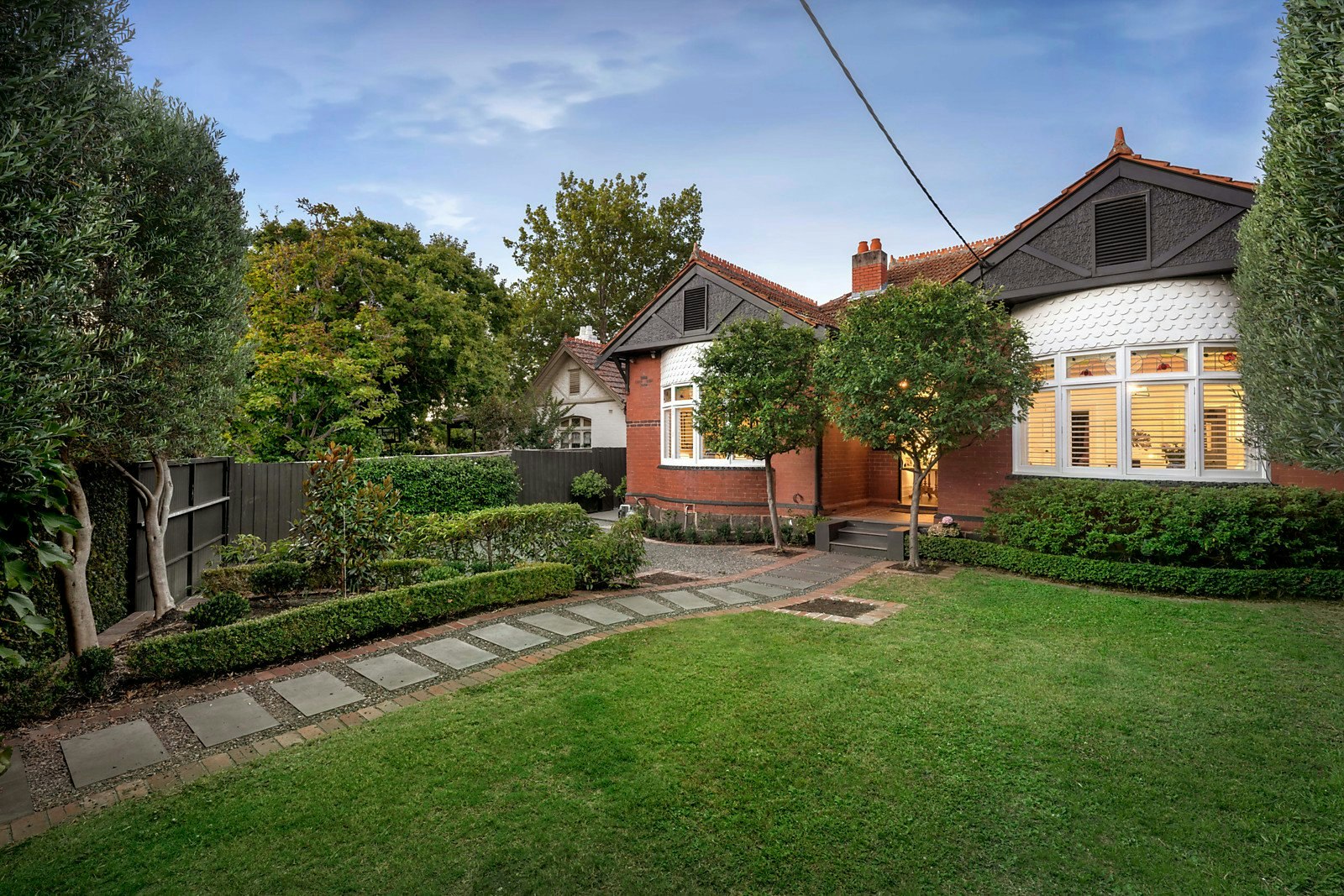 17 Lambert Road, Toorak, VIC