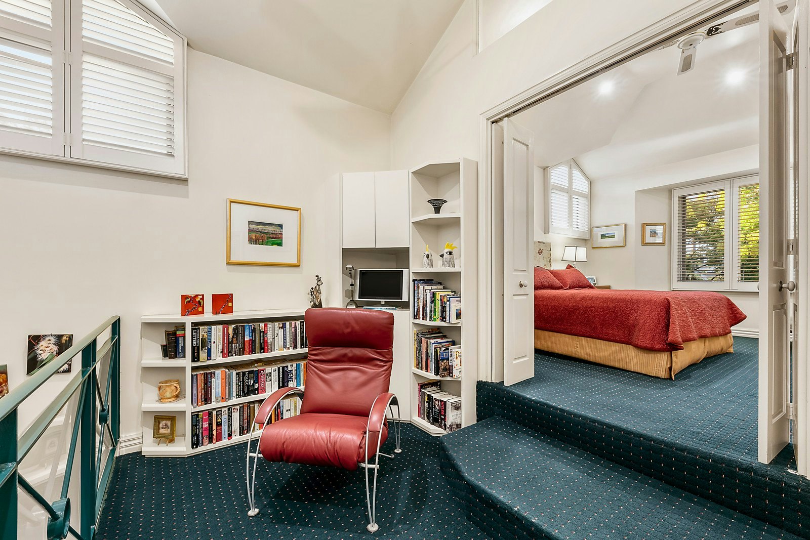 34 Finlay Street, Albert Park, VIC