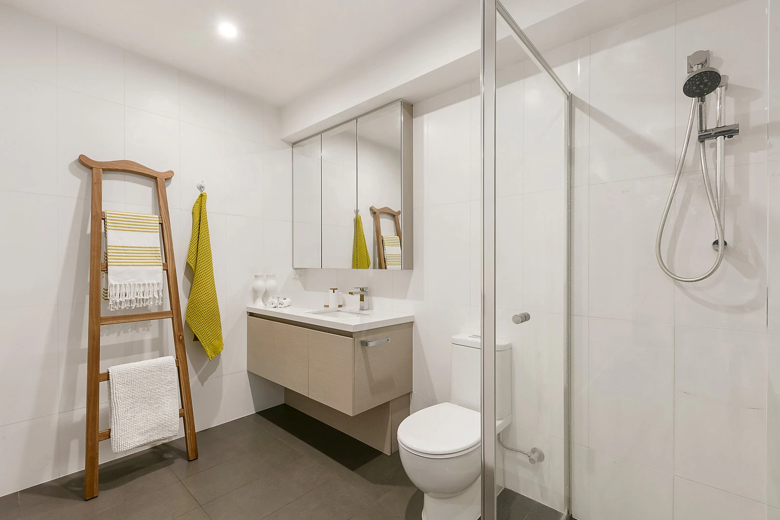 3/2 Howell Street, Brighton East, VIC