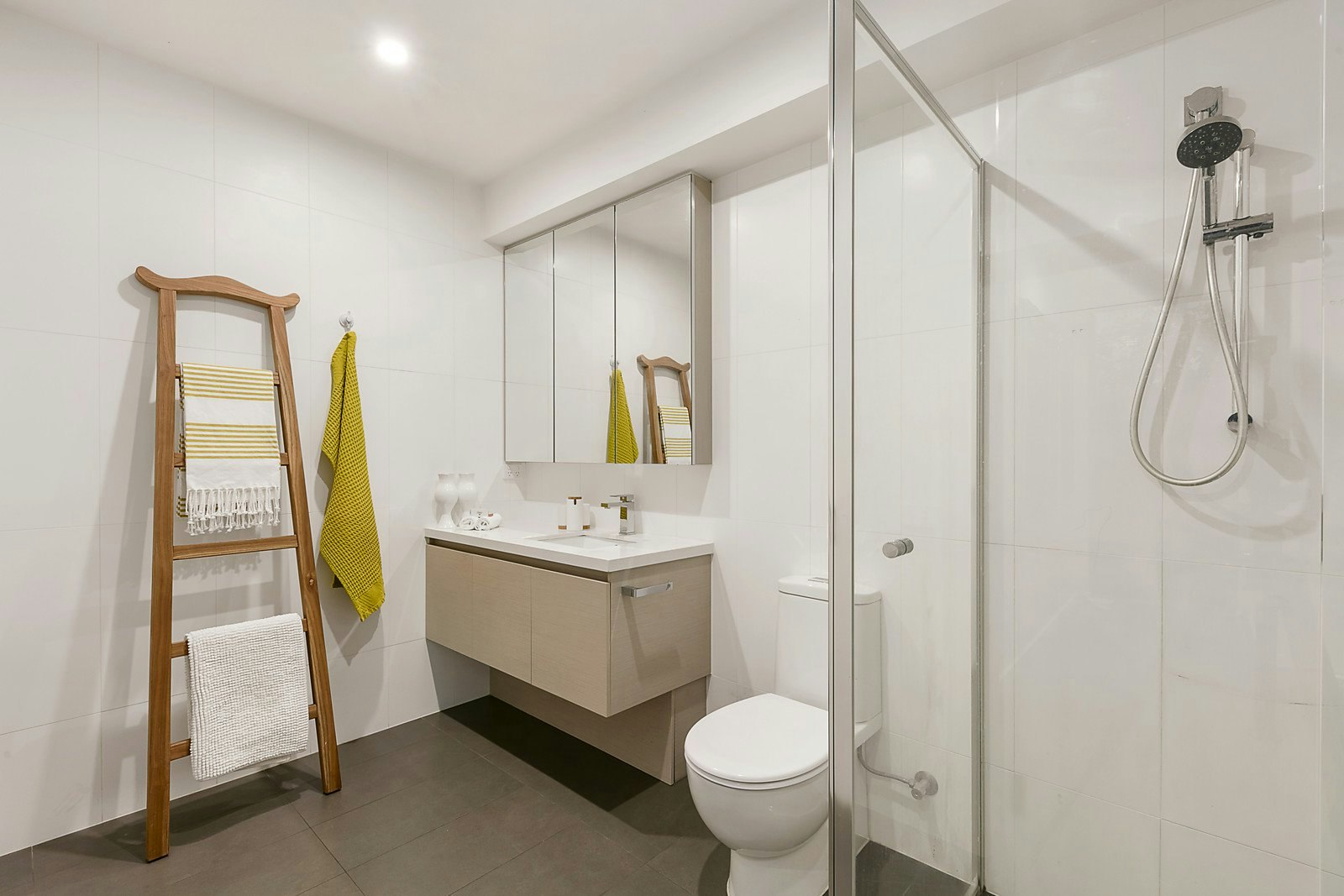 3/2 Howell Street, Brighton East, VIC