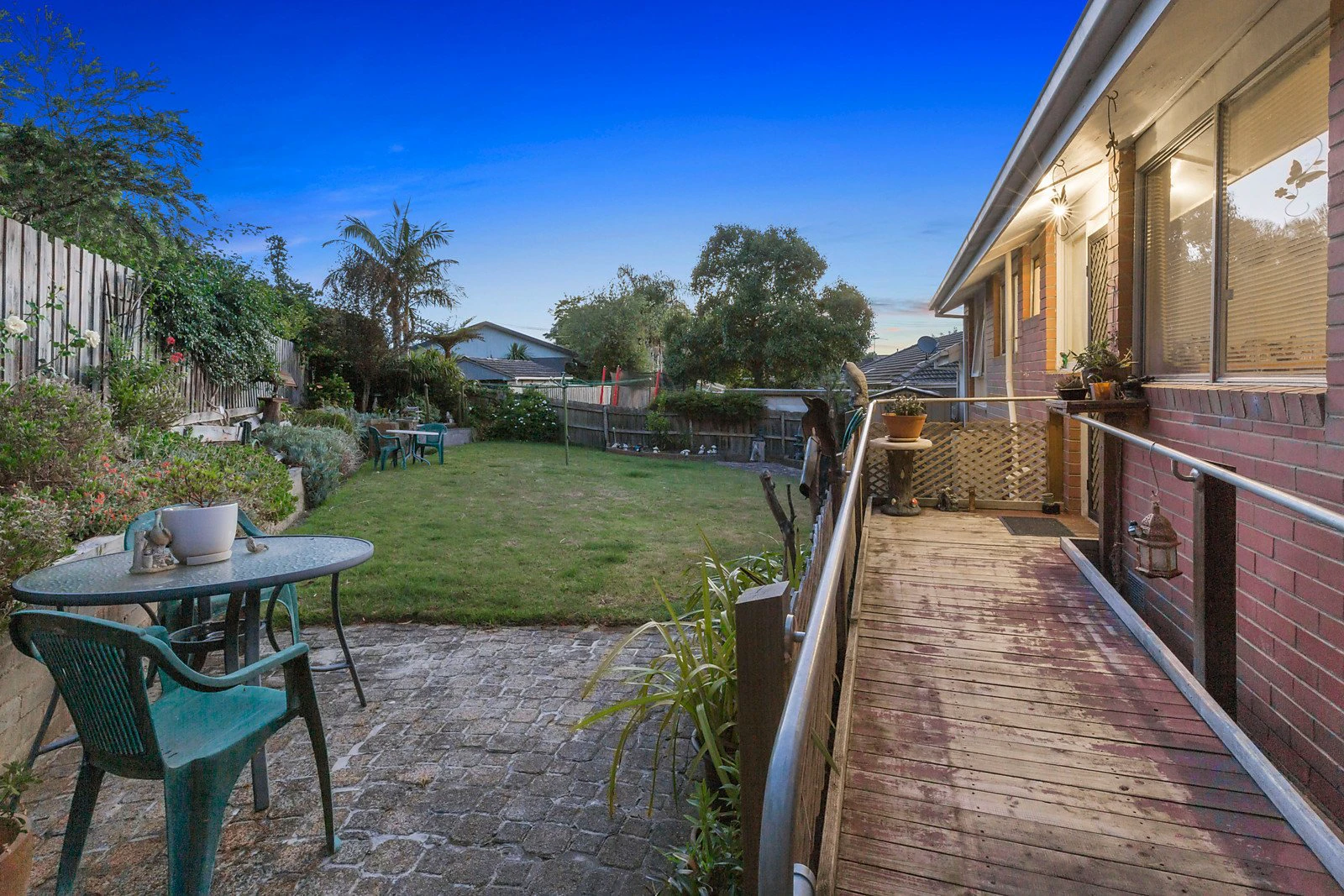52 Ashleigh Avenue, Frankston, VIC