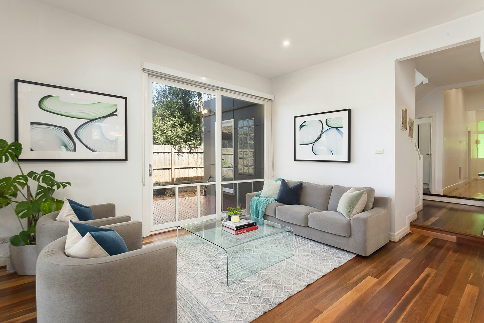 25 Kitchener Street, Deepdene, VIC