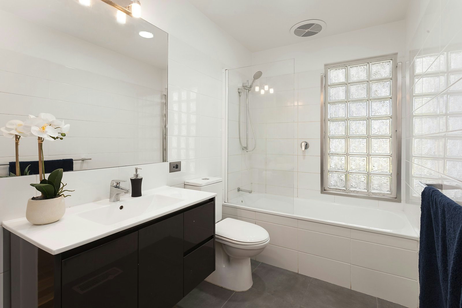 25 Kitchener Street, Deepdene, VIC