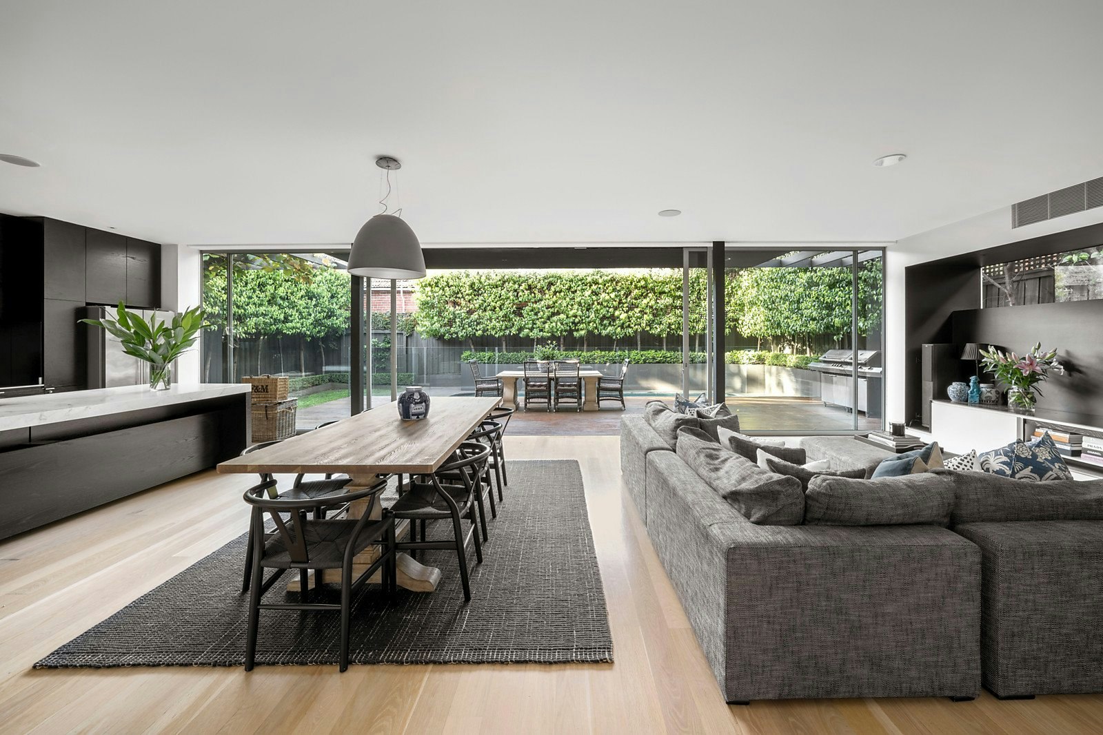 17 Lambert Road, Toorak, VIC