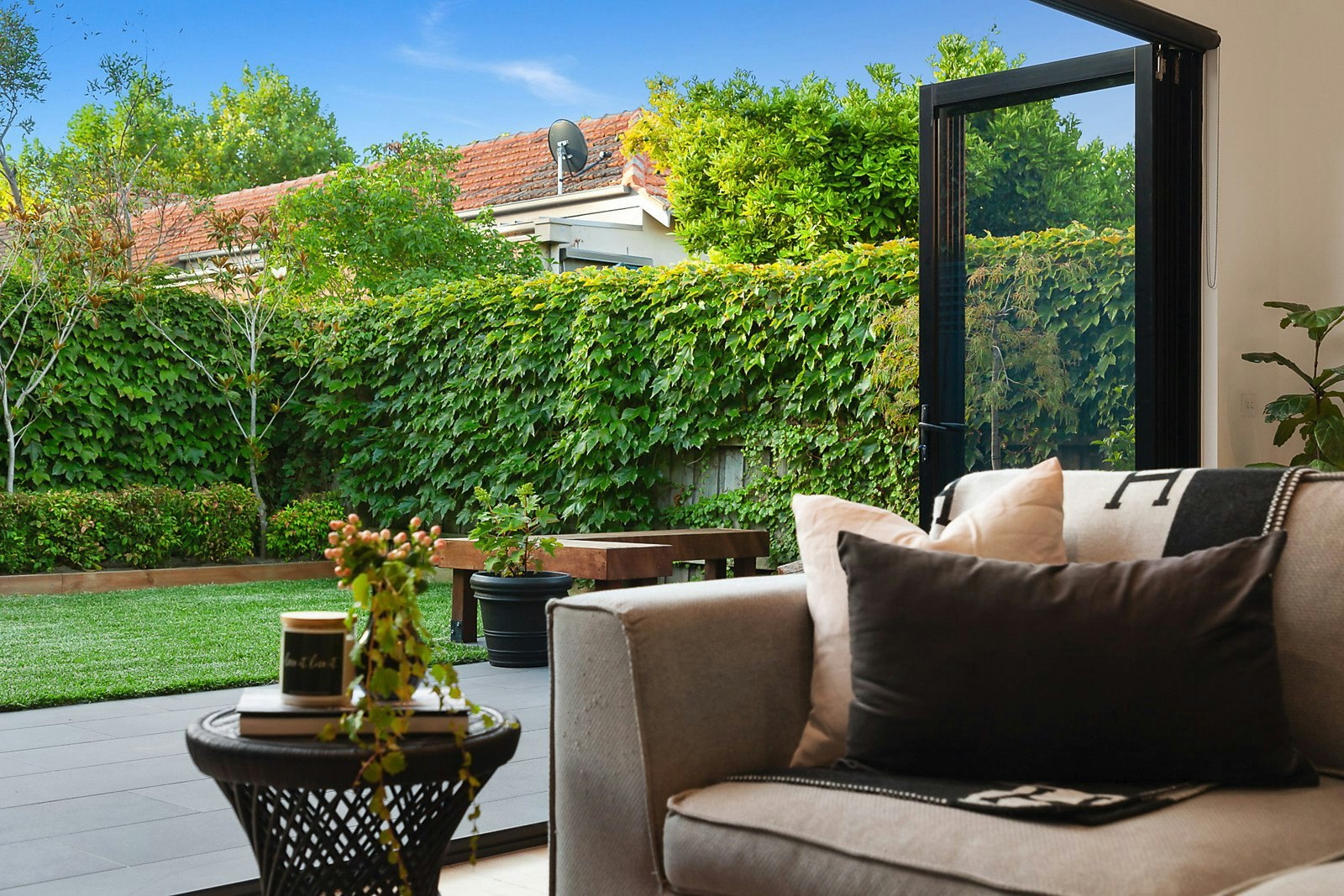 17 Nott Street, Malvern East, VIC