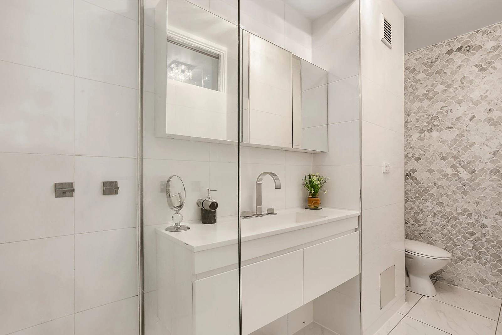 11A/12 Marine Parade, St Kilda, VIC