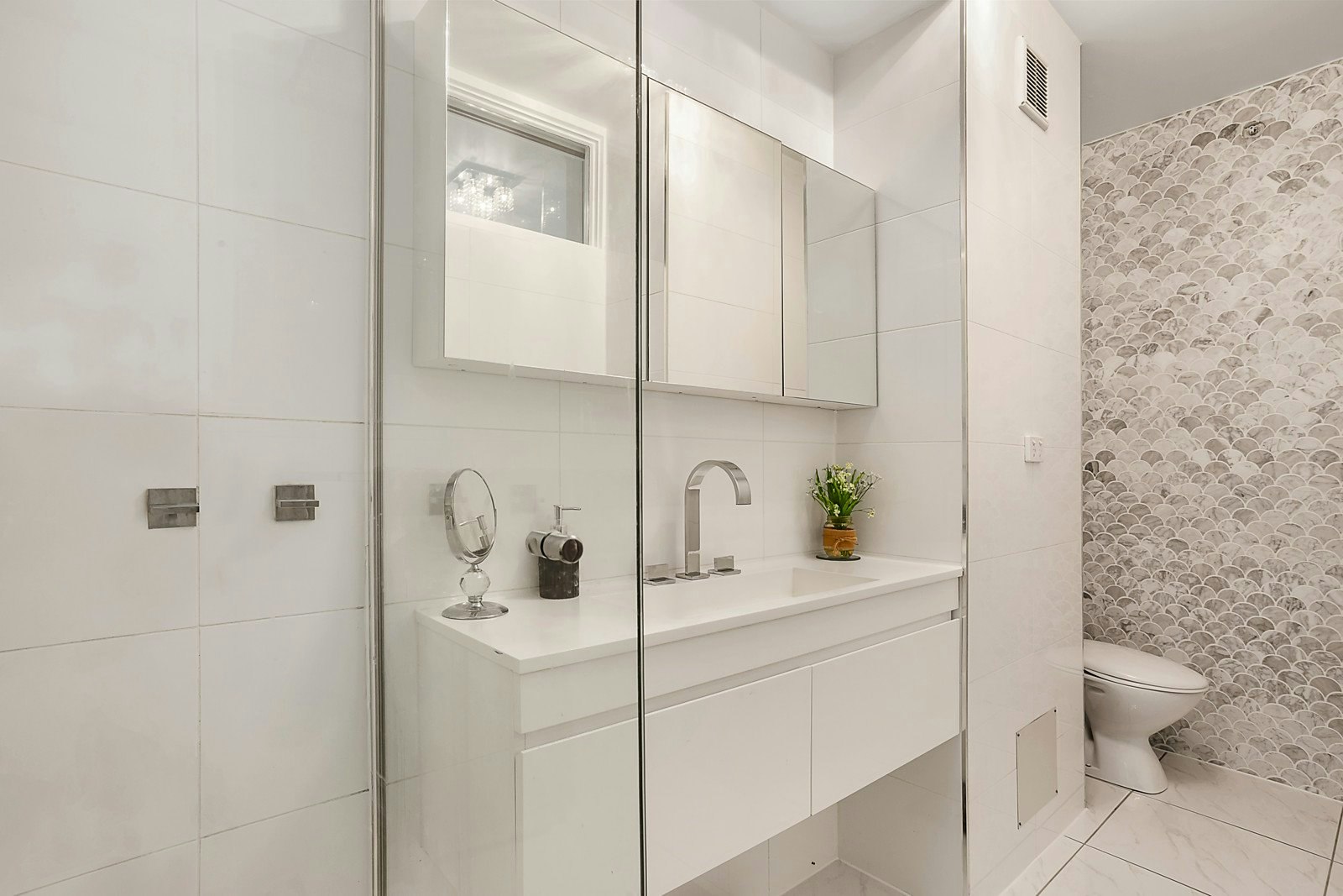 11A/12 Marine Parade, St Kilda, VIC