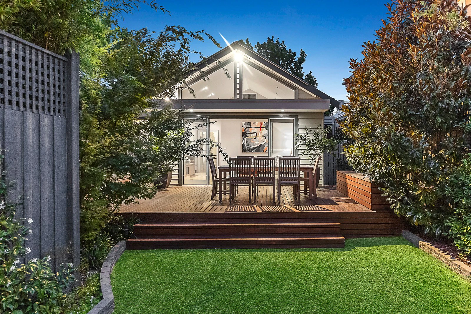 33 Moama Road, Malvern East, VIC