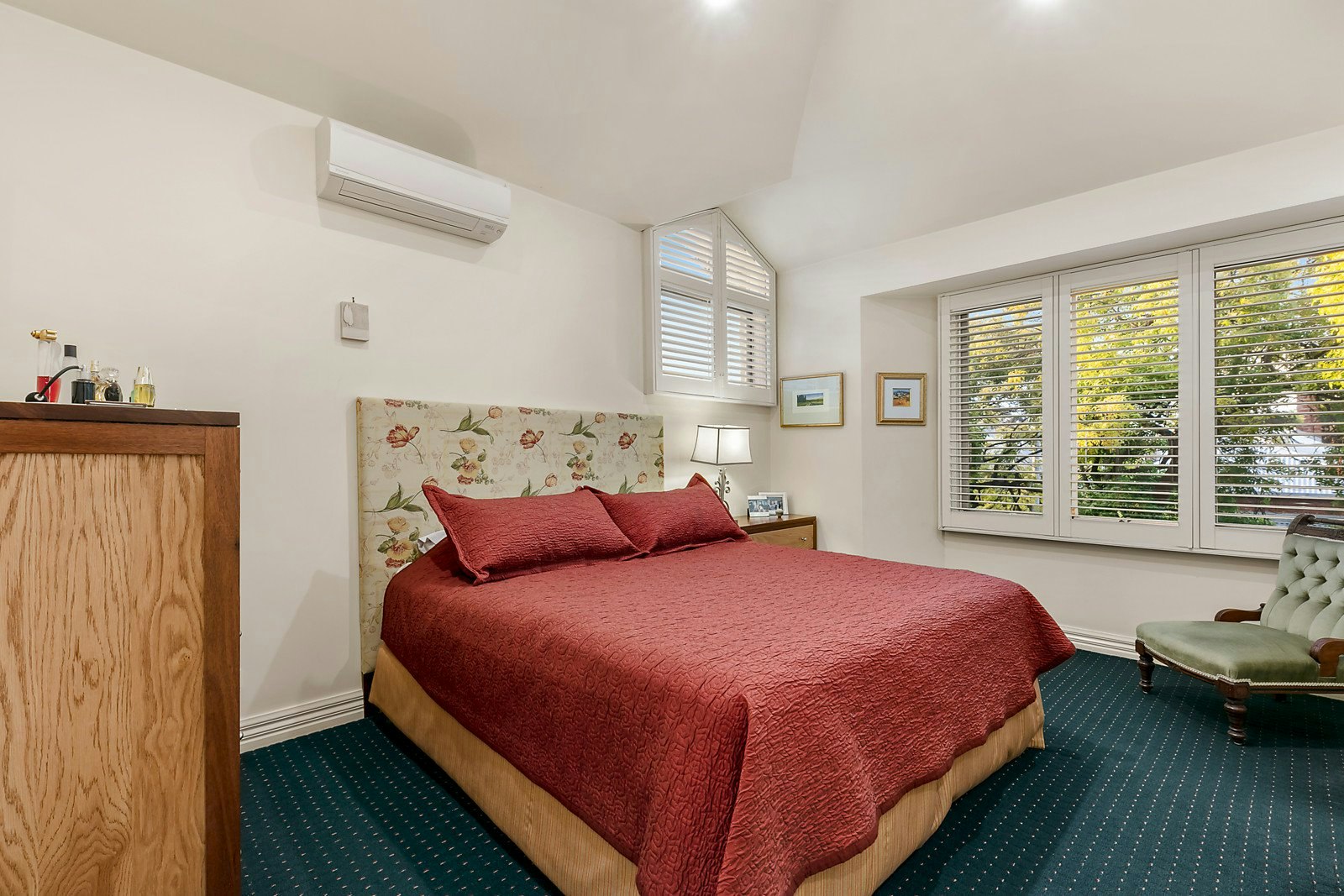 34 Finlay Street, Albert Park, VIC