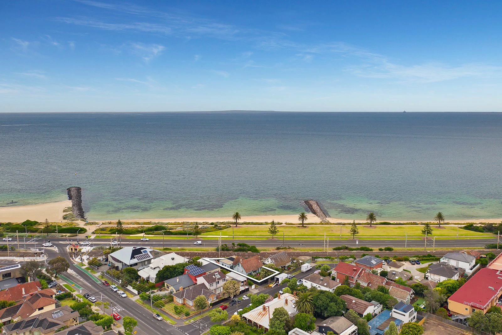 1 Seaview Avenue, Brighton, VIC