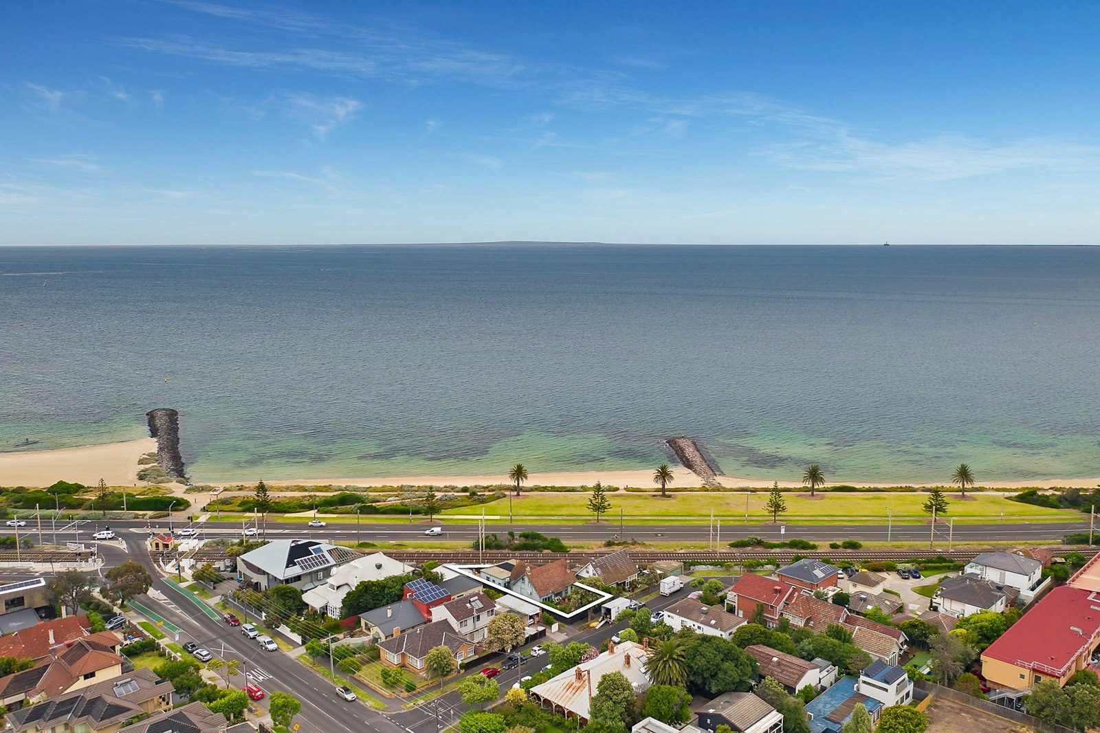 1 Seaview Avenue, Brighton, VIC