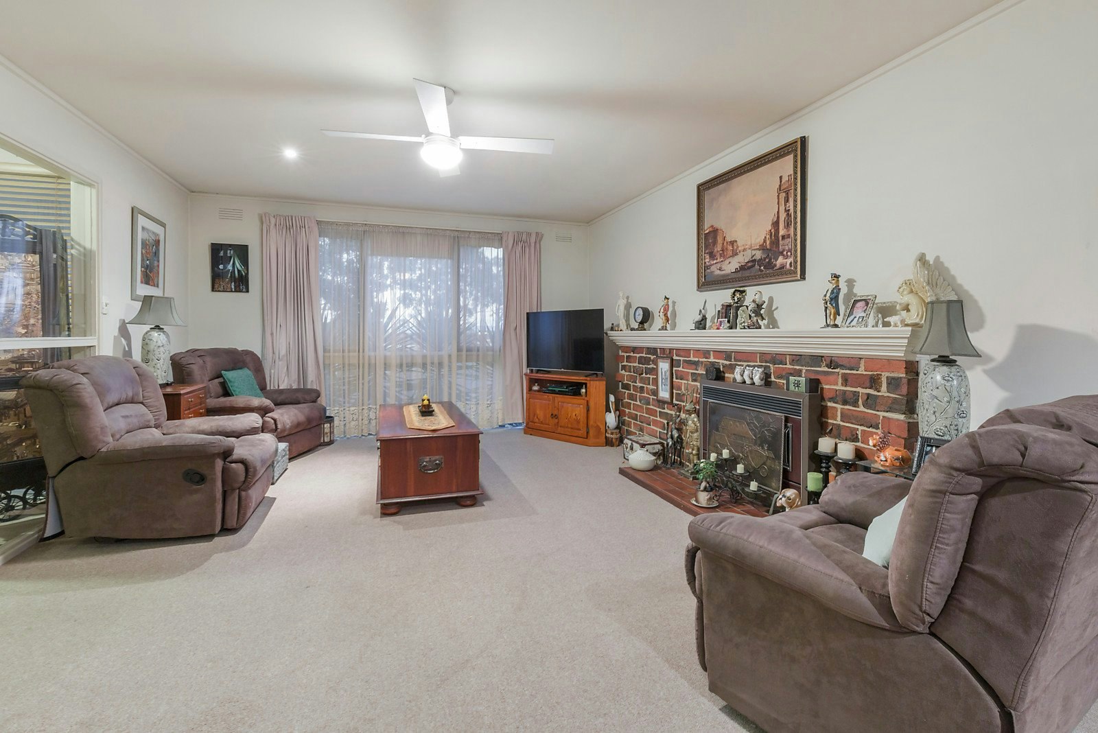 52 Ashleigh Avenue, Frankston, VIC