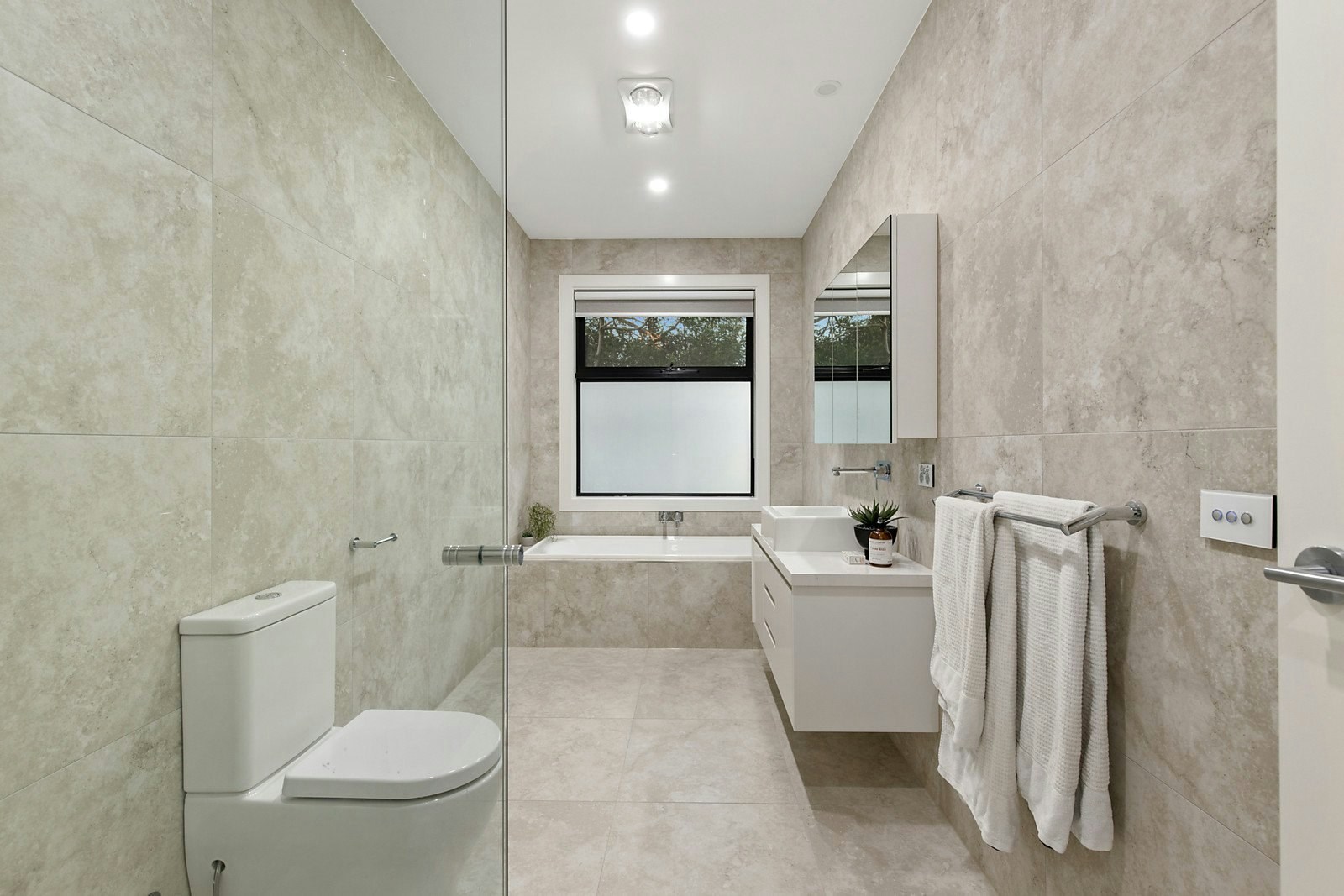 3 Ireland Avenue, Doncaster East, VIC