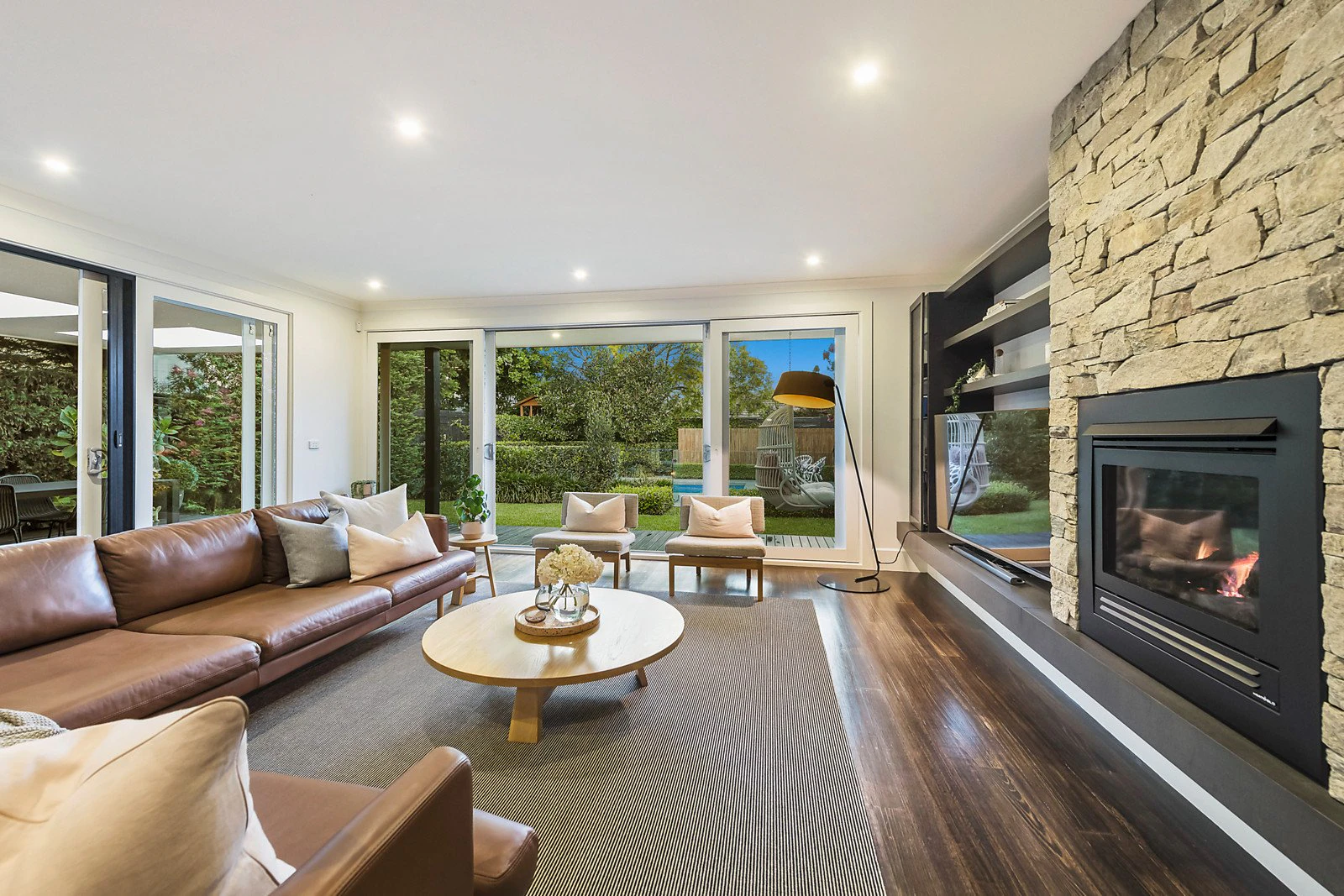 20 Melton Avenue, Carnegie, VIC