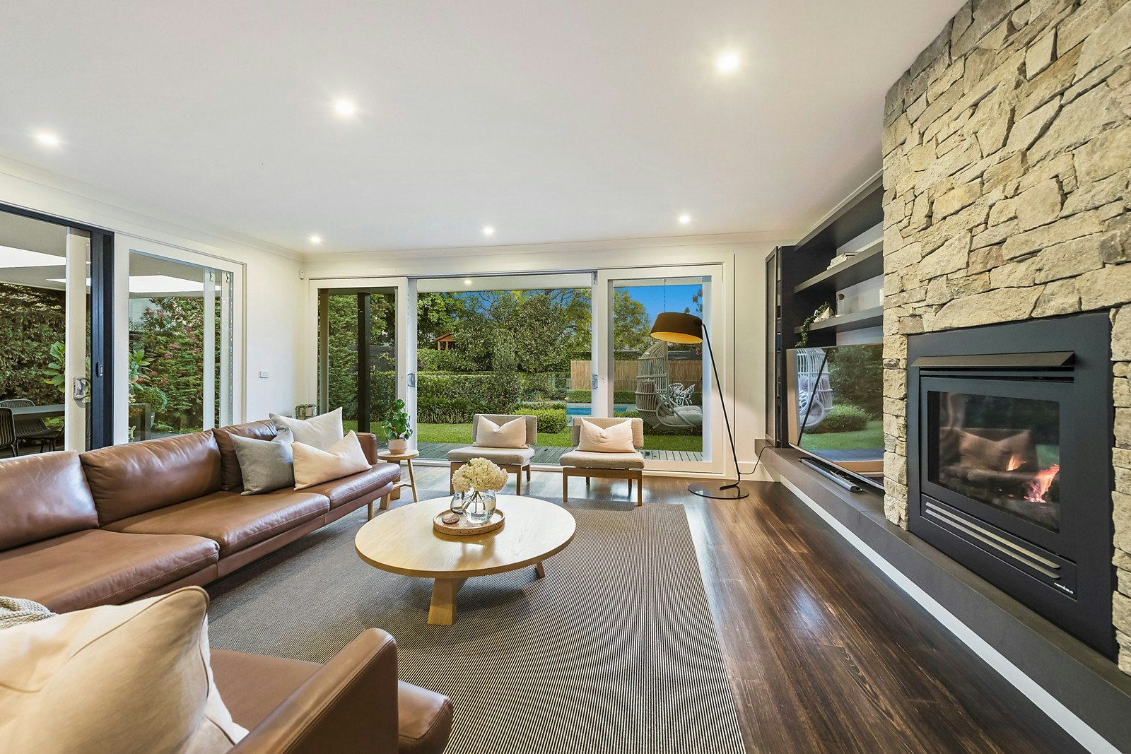 20 Melton Avenue, Carnegie, VIC