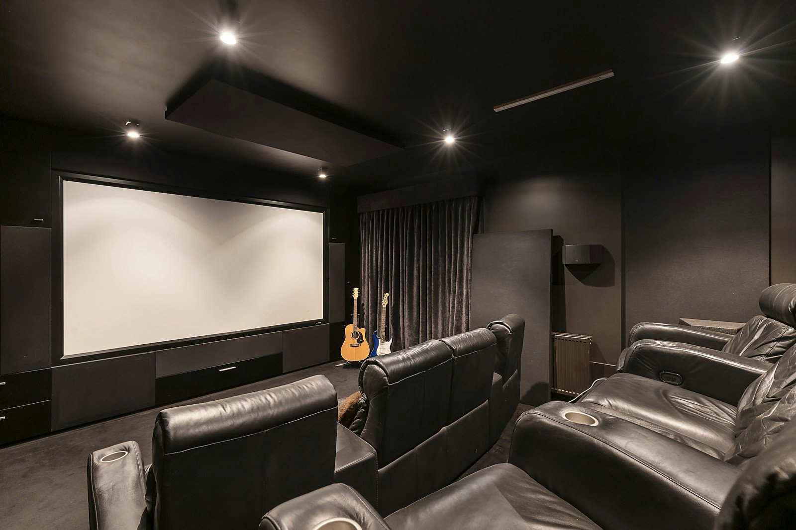 16 Park Street, Brighton, VIC