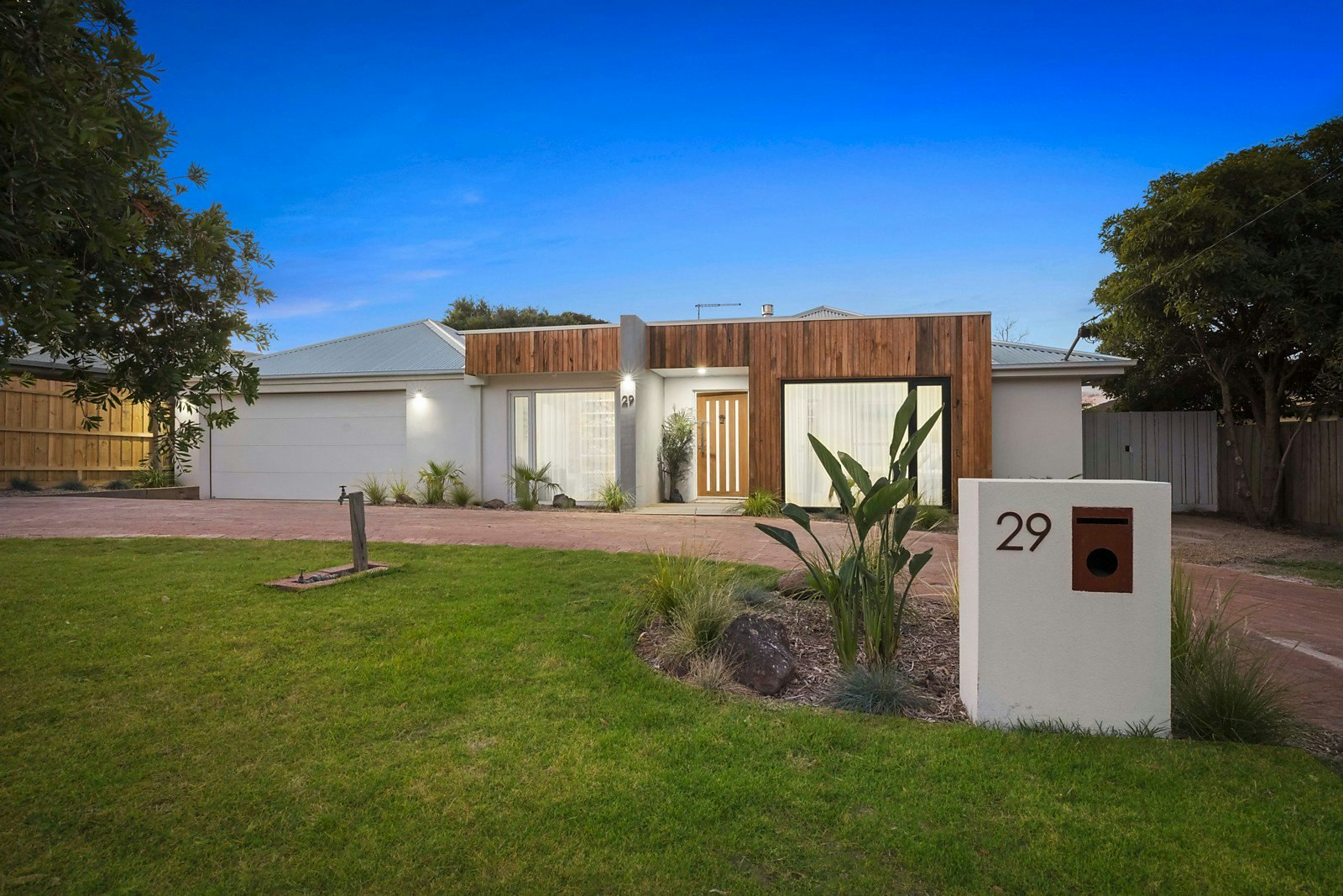 29 Pender Avenue, Mornington, VIC