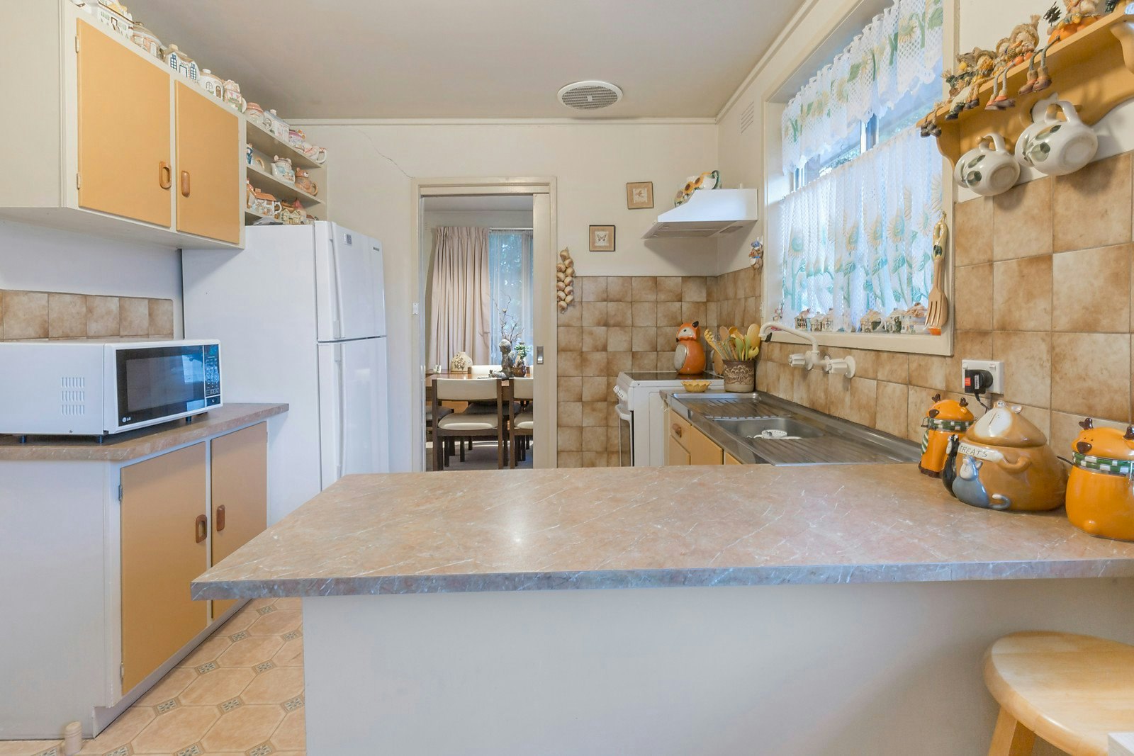 52 Ashleigh Avenue, Frankston, VIC