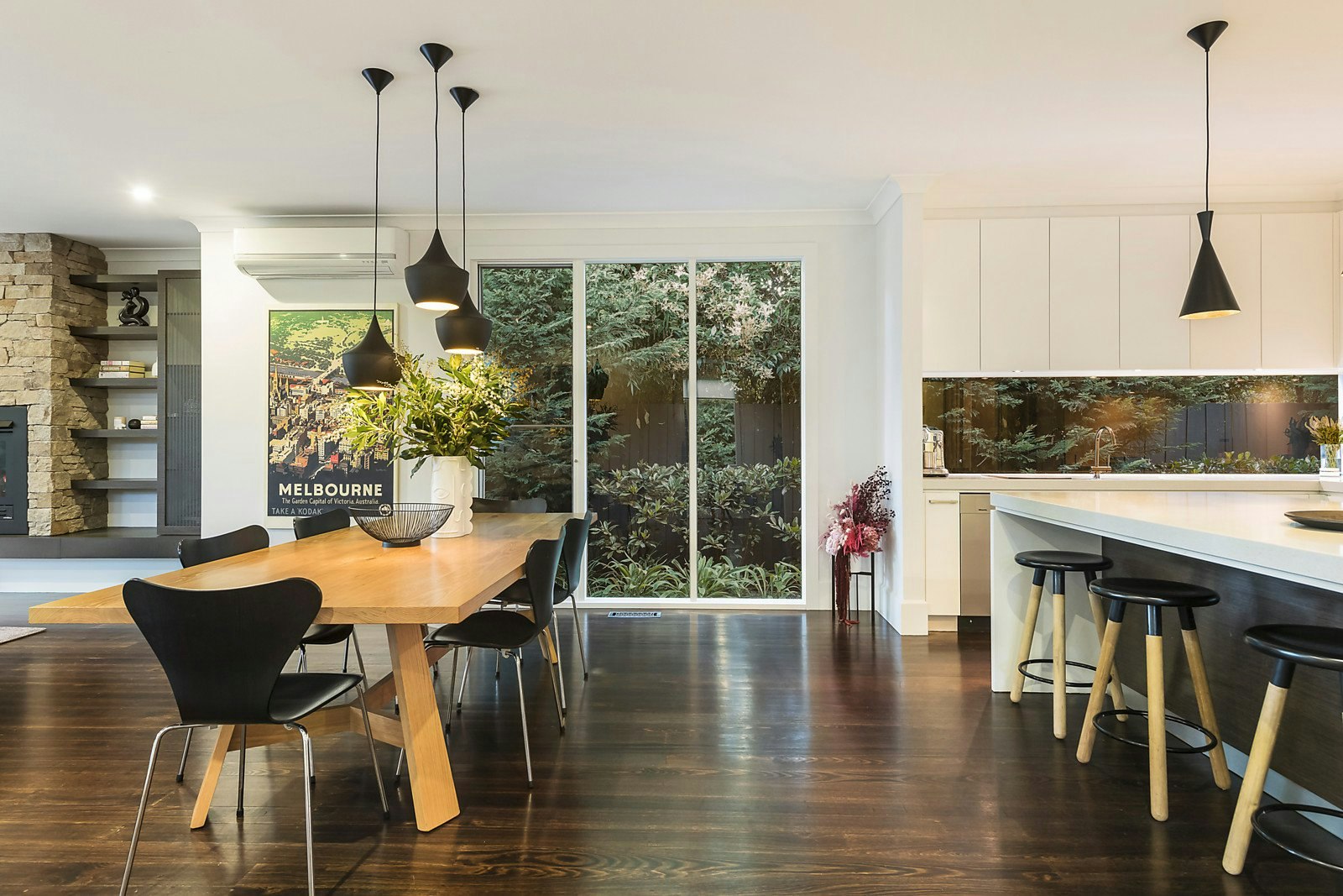 20 Melton Avenue, Carnegie, VIC