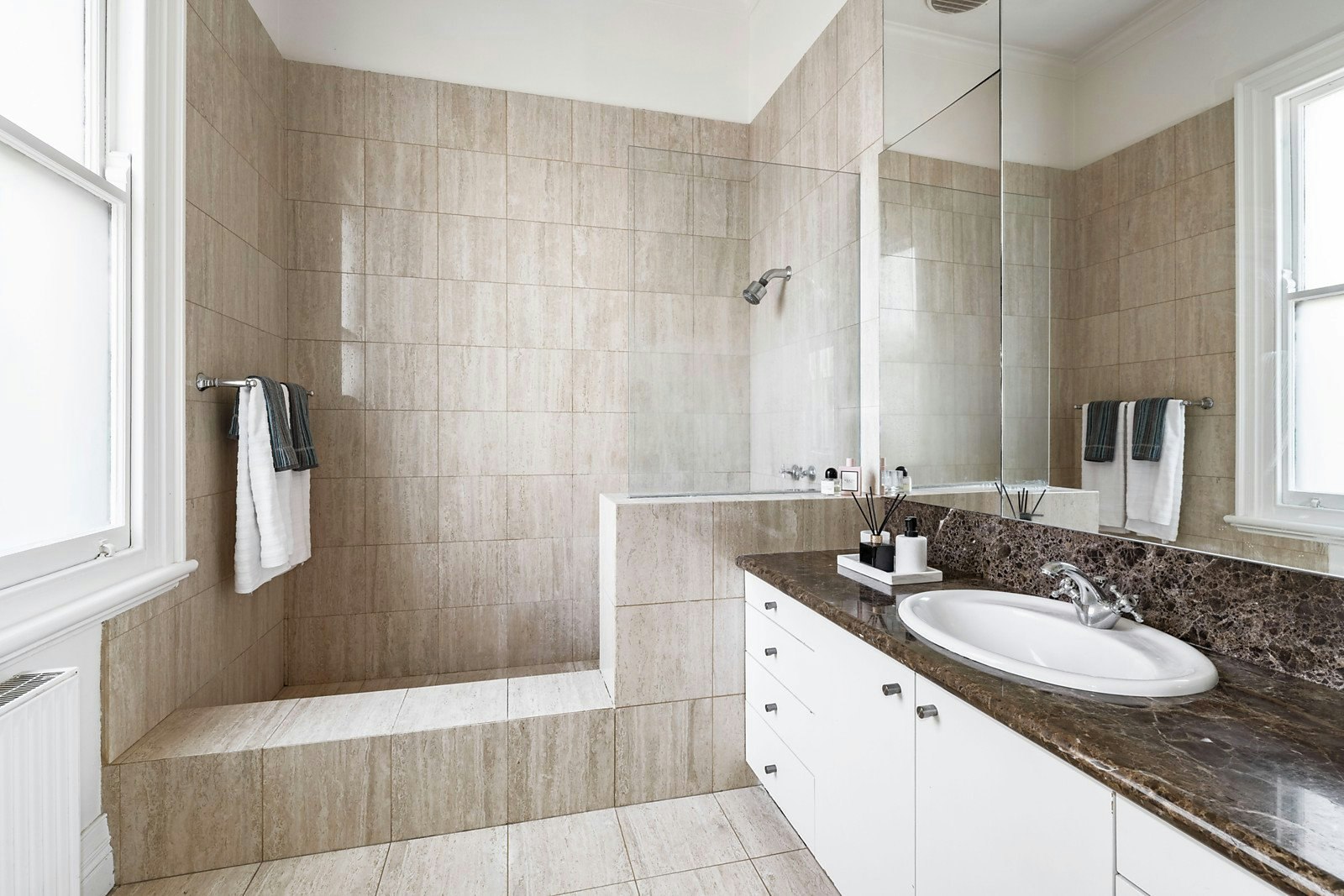 1 Hampden Road, Armadale, VIC