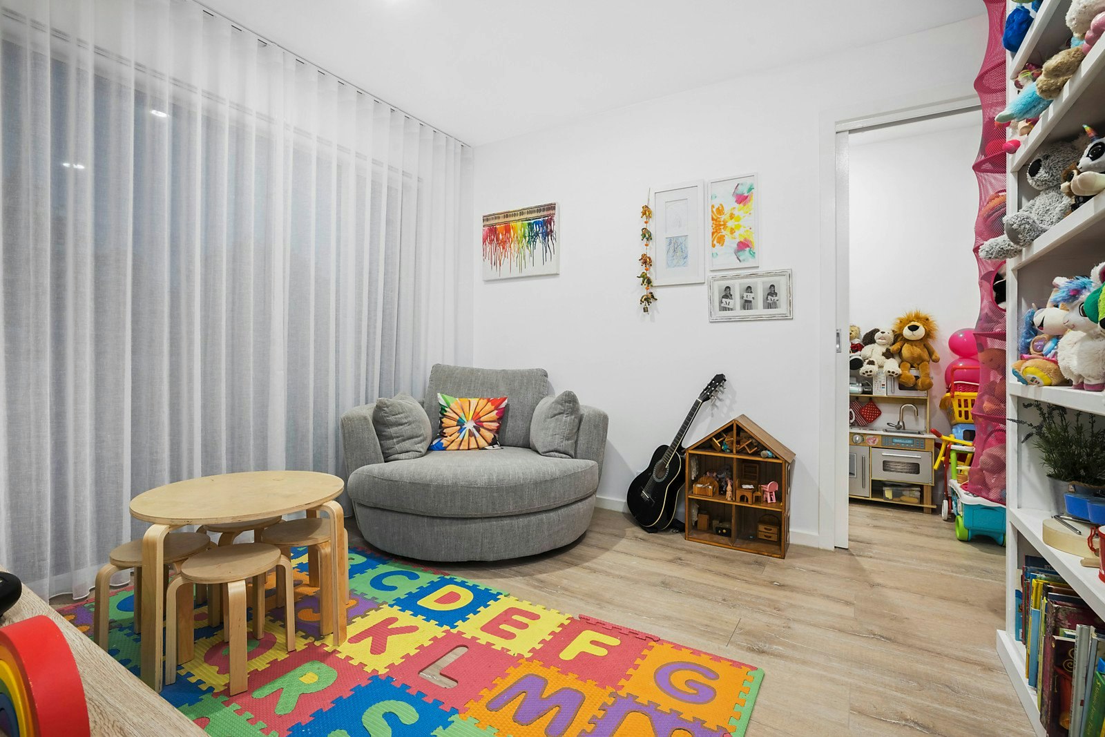 29 Pender Avenue, Mornington, VIC