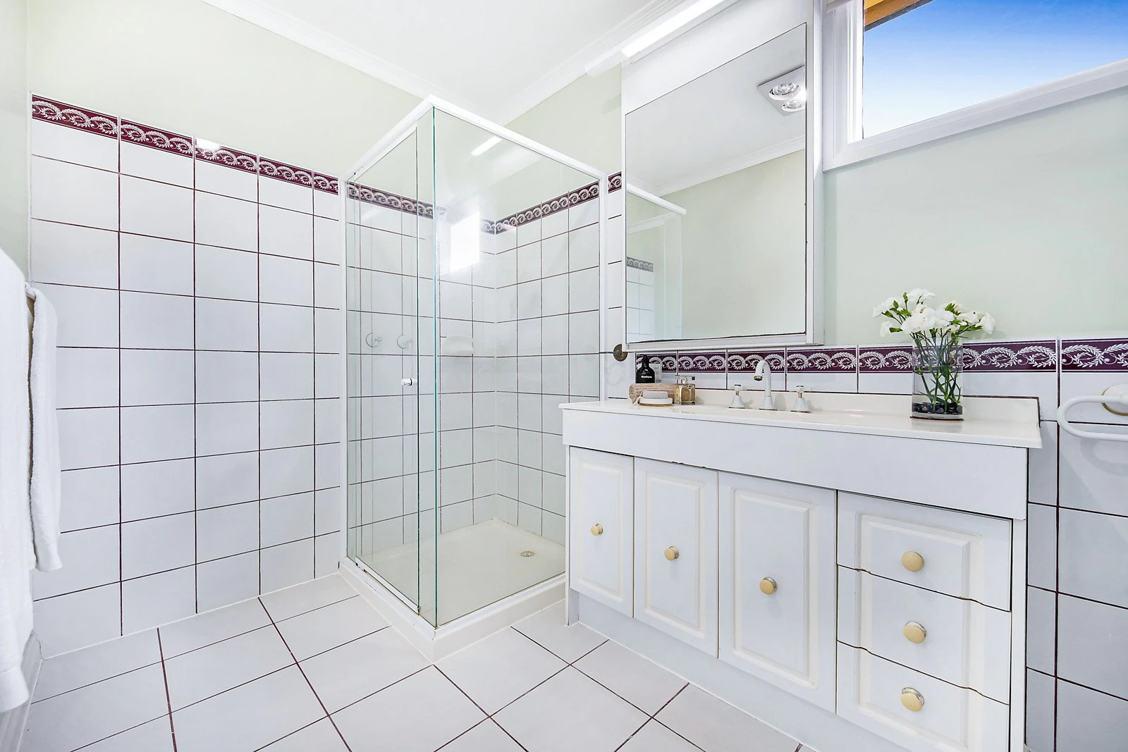 22 Durham Road, Surrey Hills, VIC