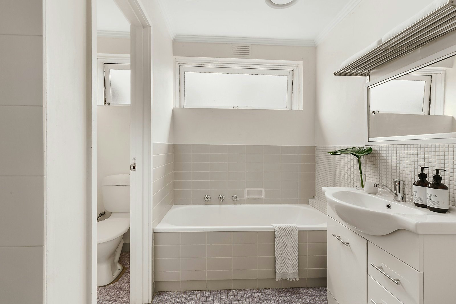 18/995 Burke Road, Camberwell, VIC