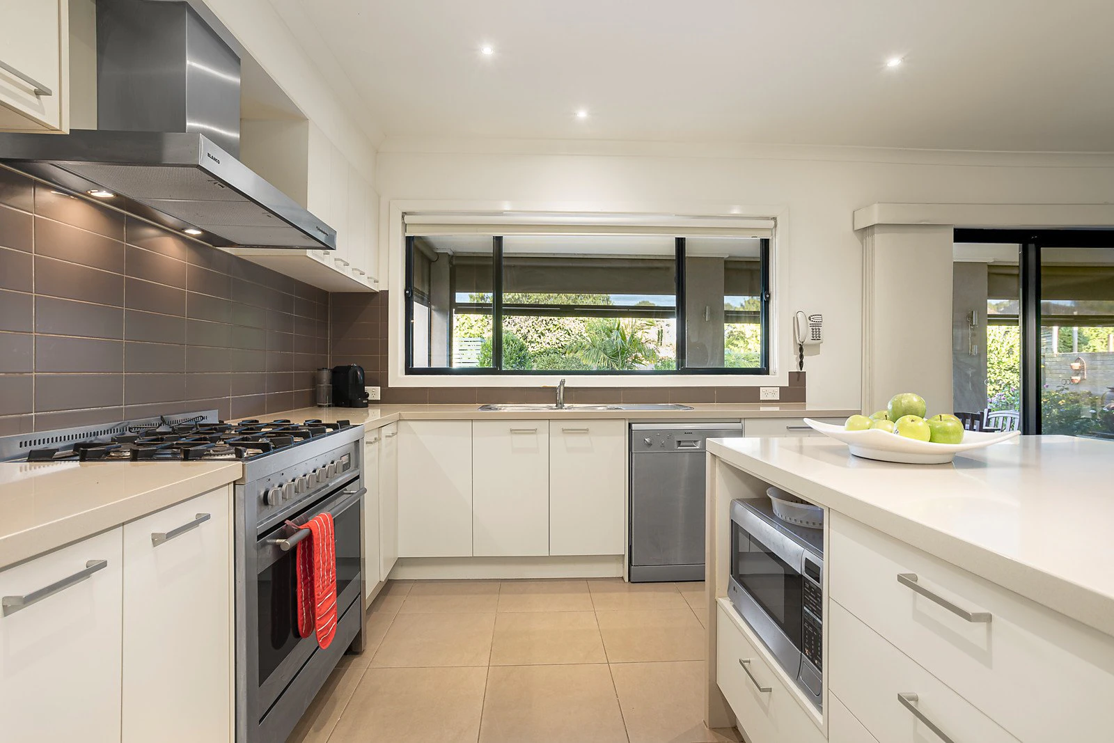 6 Gabriel Avenue, Malvern East, VIC