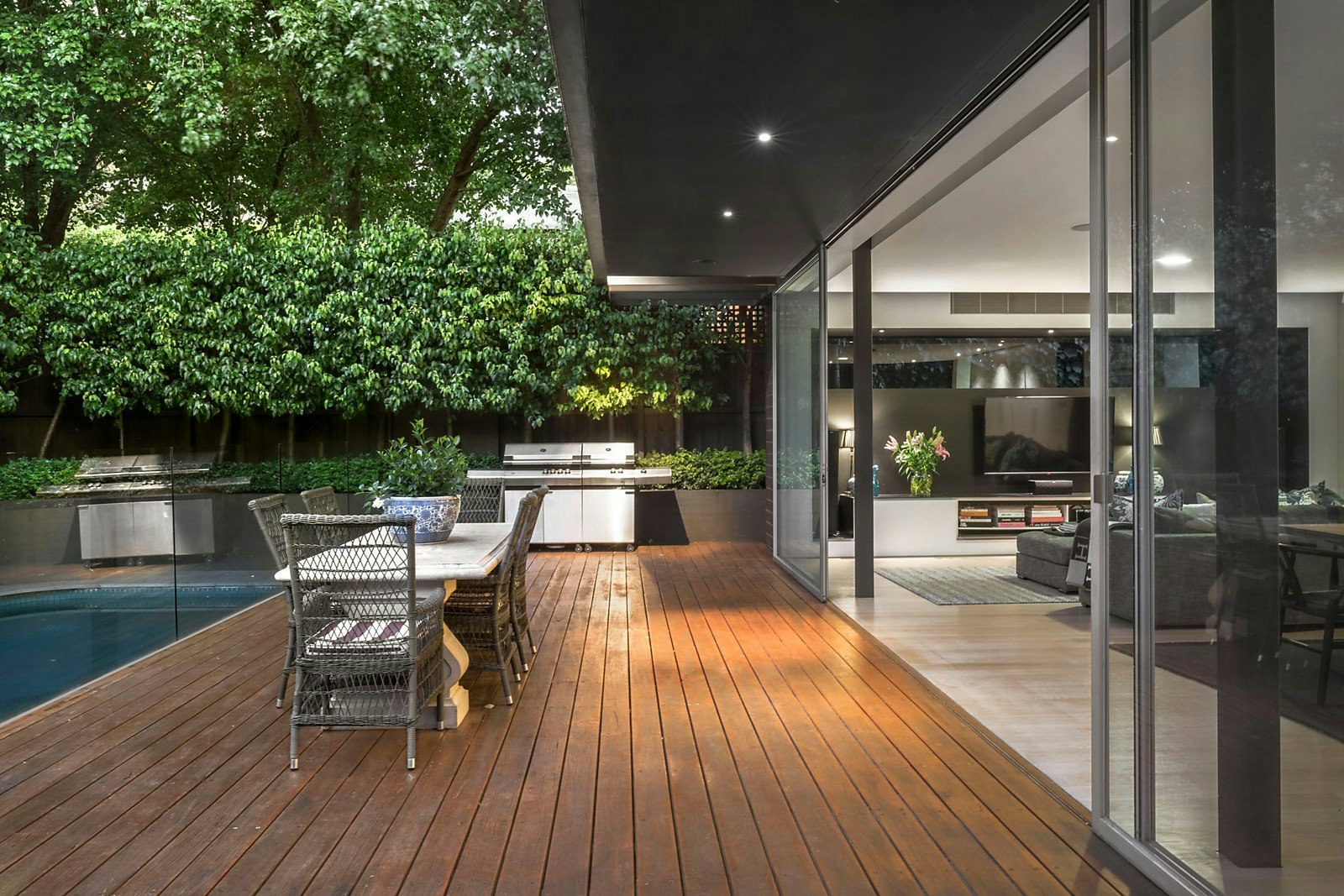 17 Lambert Road, Toorak, VIC