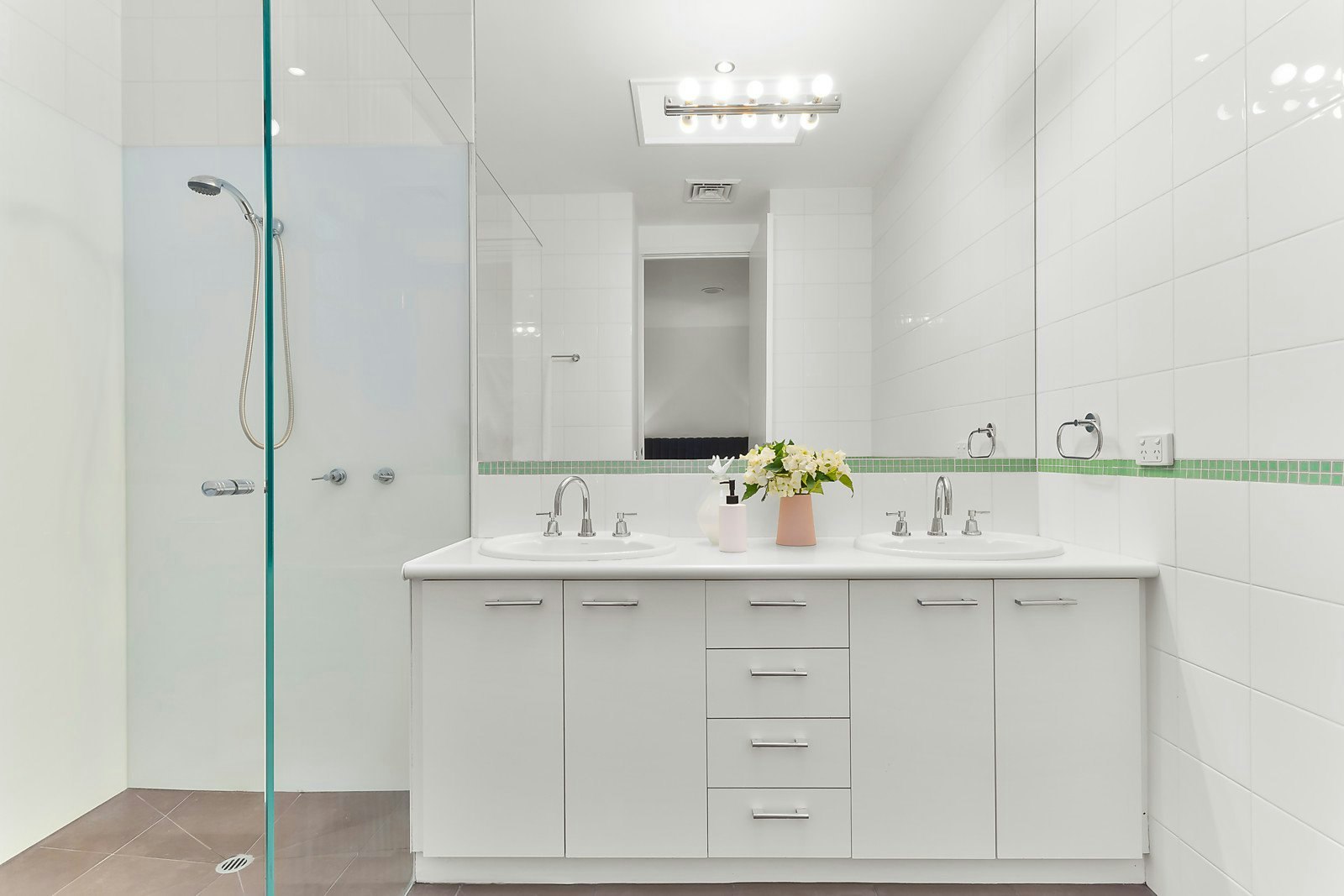 3/2 Knutsford Street, Balwyn, VIC