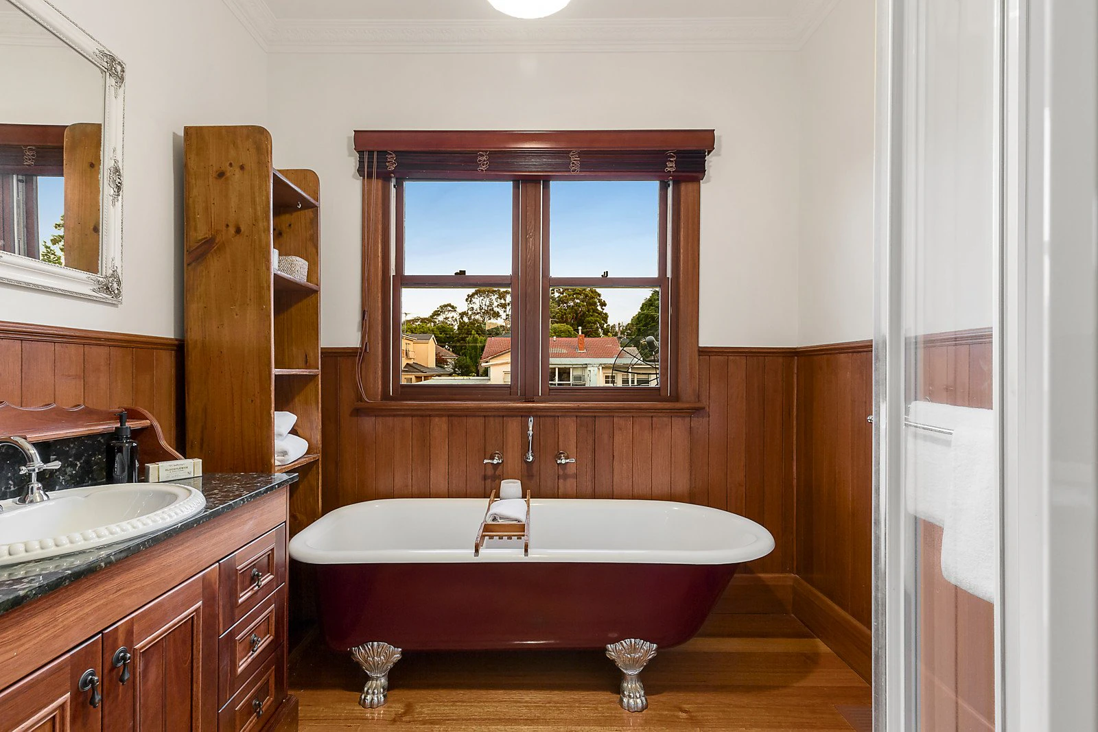 1 Griotte Street, Canterbury, VIC
